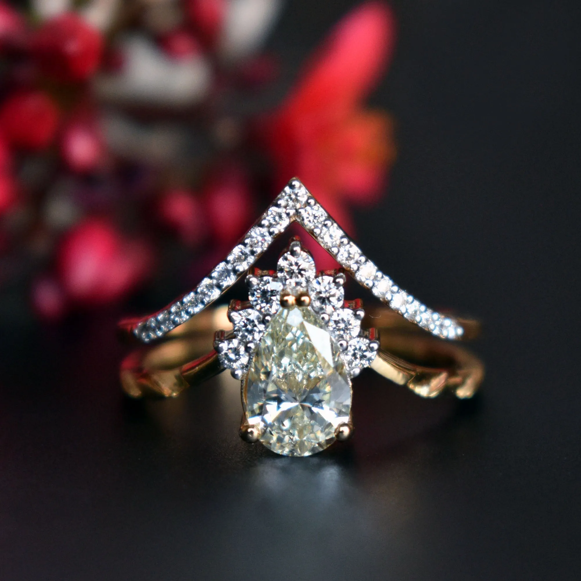 1 Carat Pear Diamond Crossover Bridal Wedding Ring Set