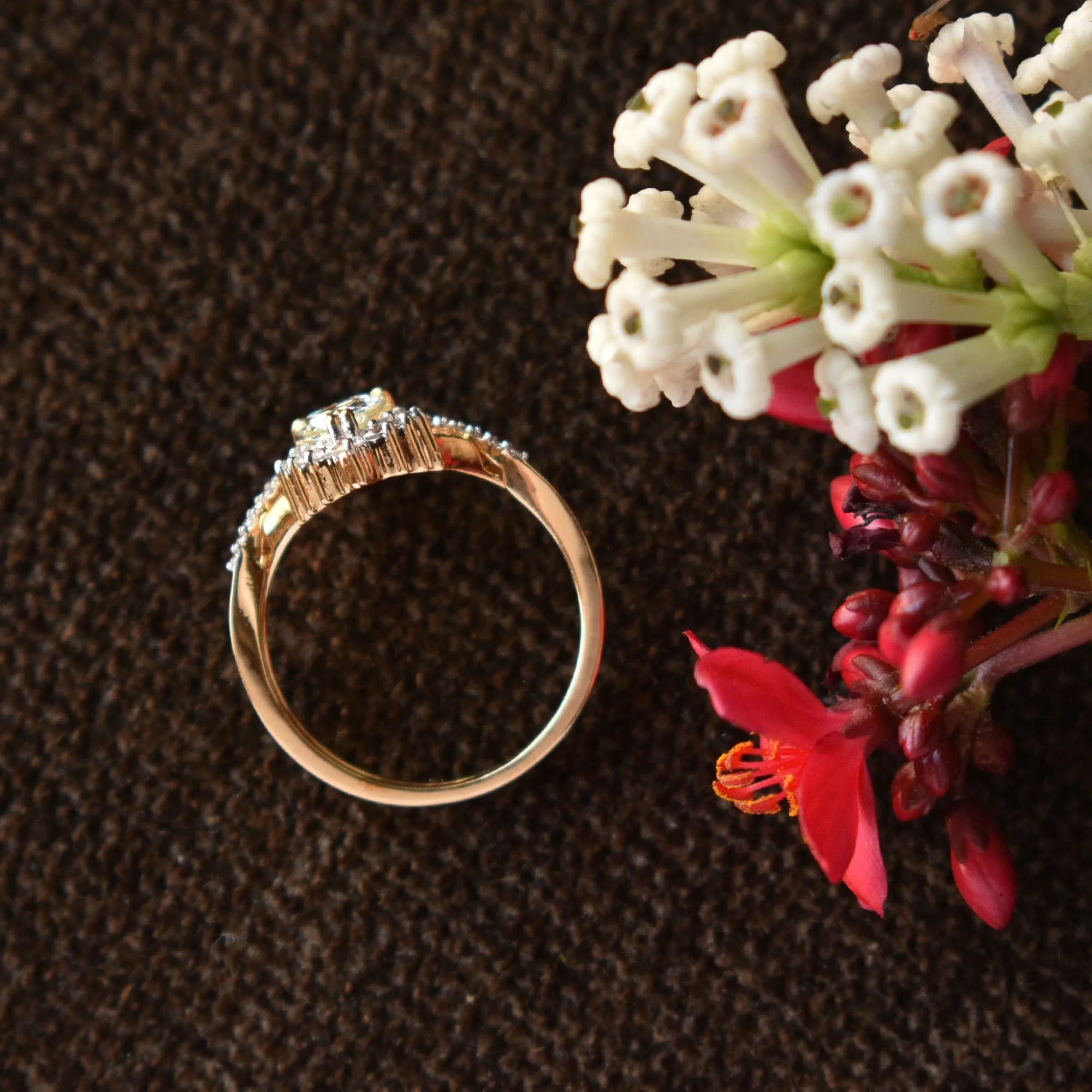 1 Carat Pear Diamond Crossover Bridal Wedding Ring Set