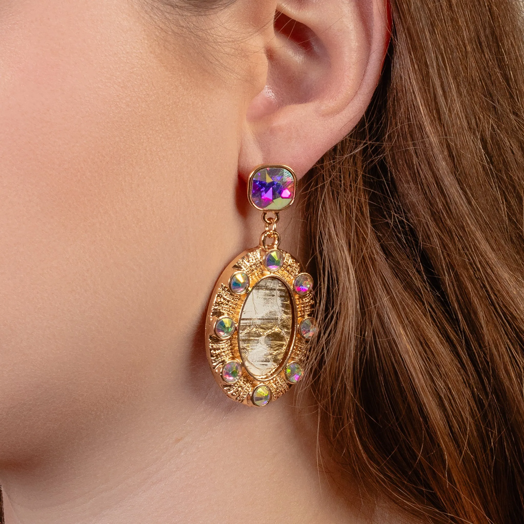 1364 - Crystal Drop Earrings - Gold