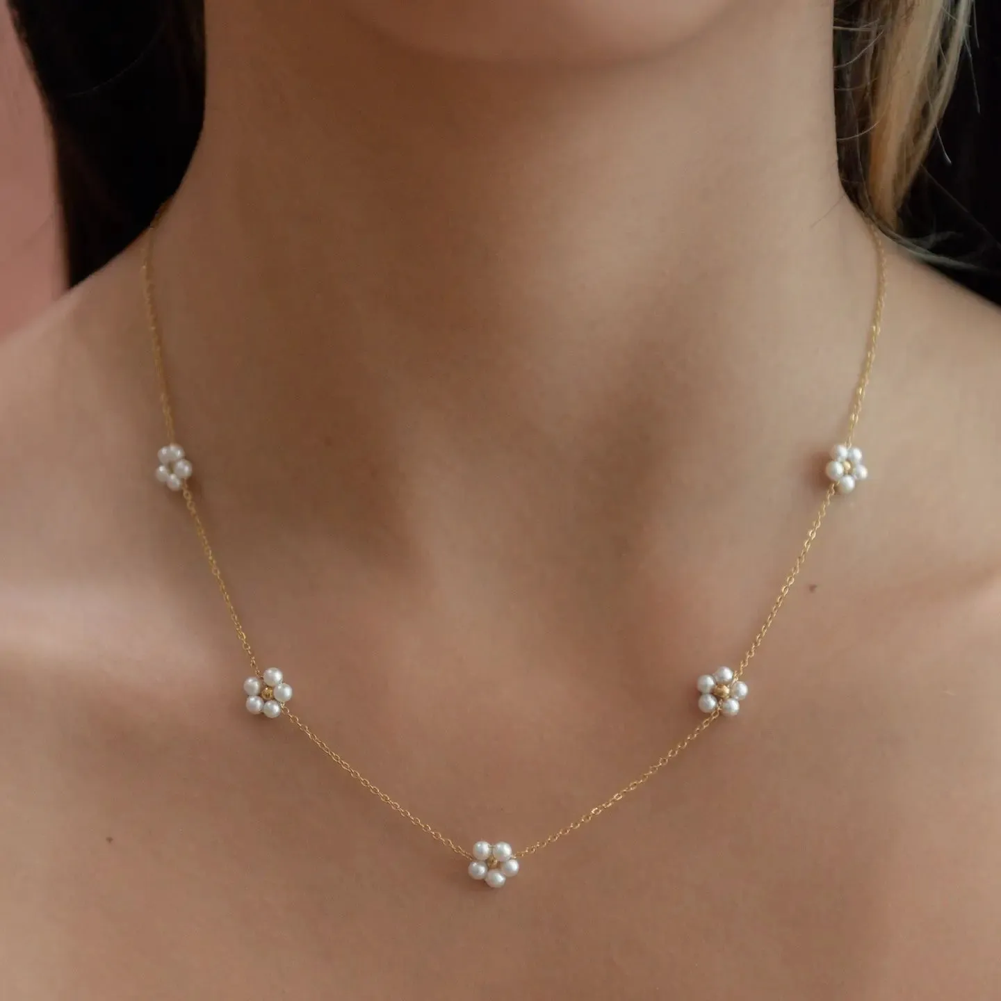 14K FRESHWATER PEARL DAISY NECKLACE