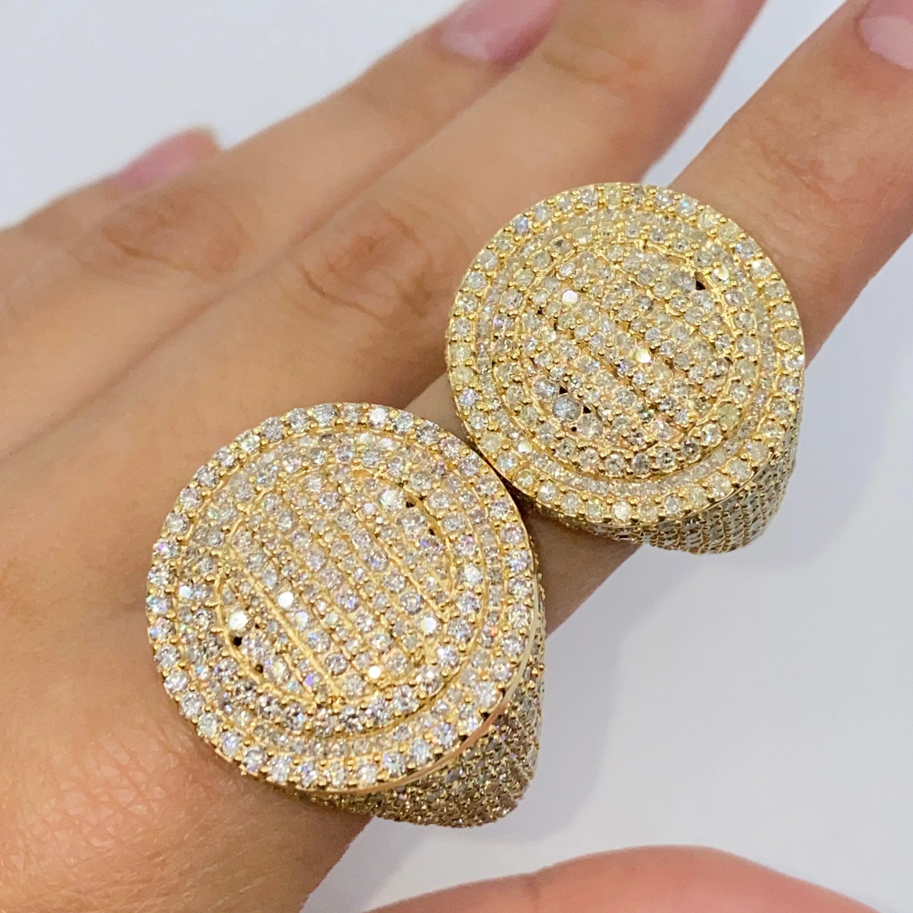 14K Iced Circle Pave Diamond Signet Ring