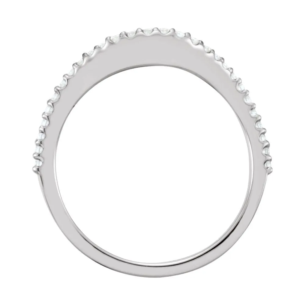 14k White Gold 1/5 CTW Diamond Band , Size 7