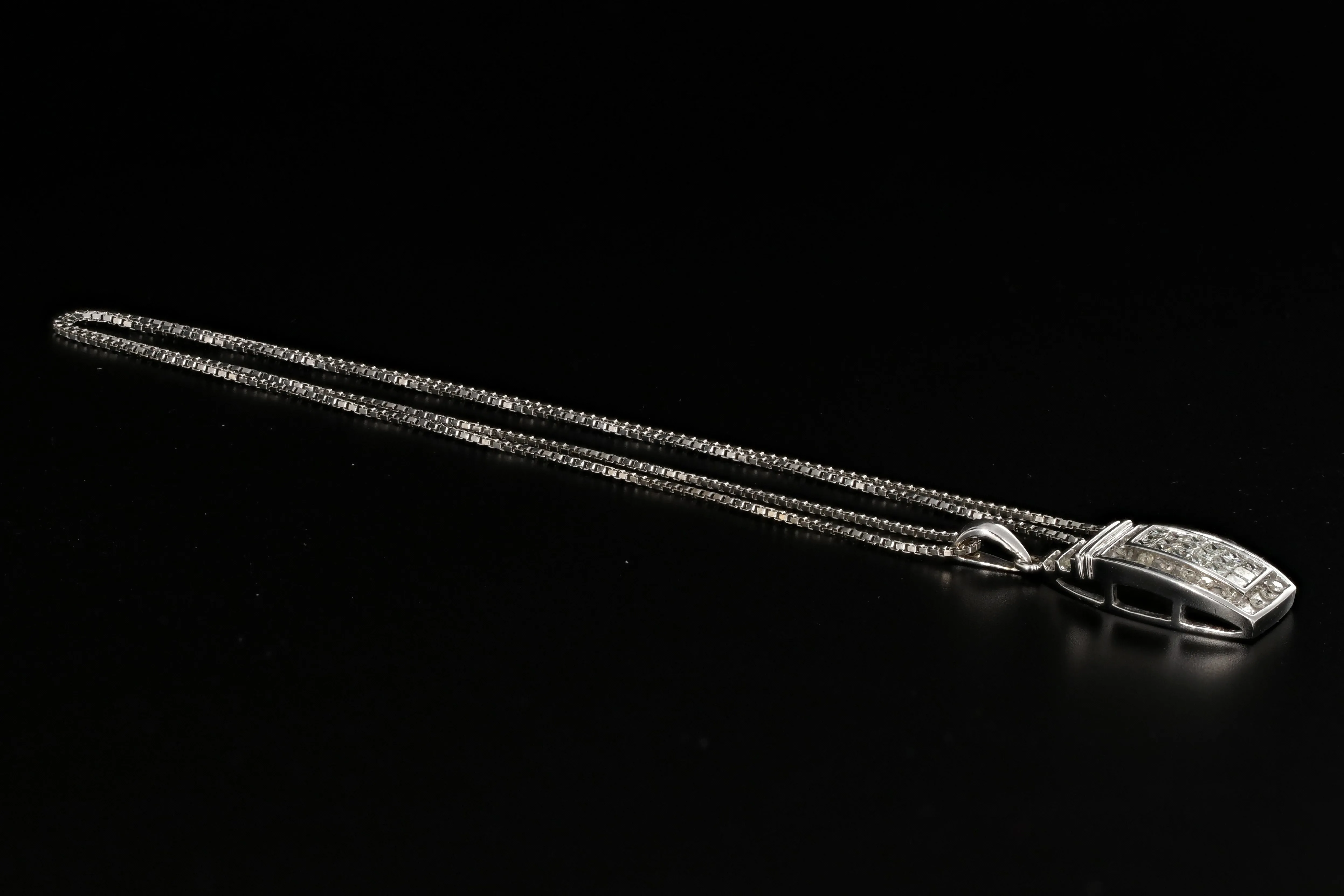 14K White Gold .75 CTW Diamond Pendant Necklace