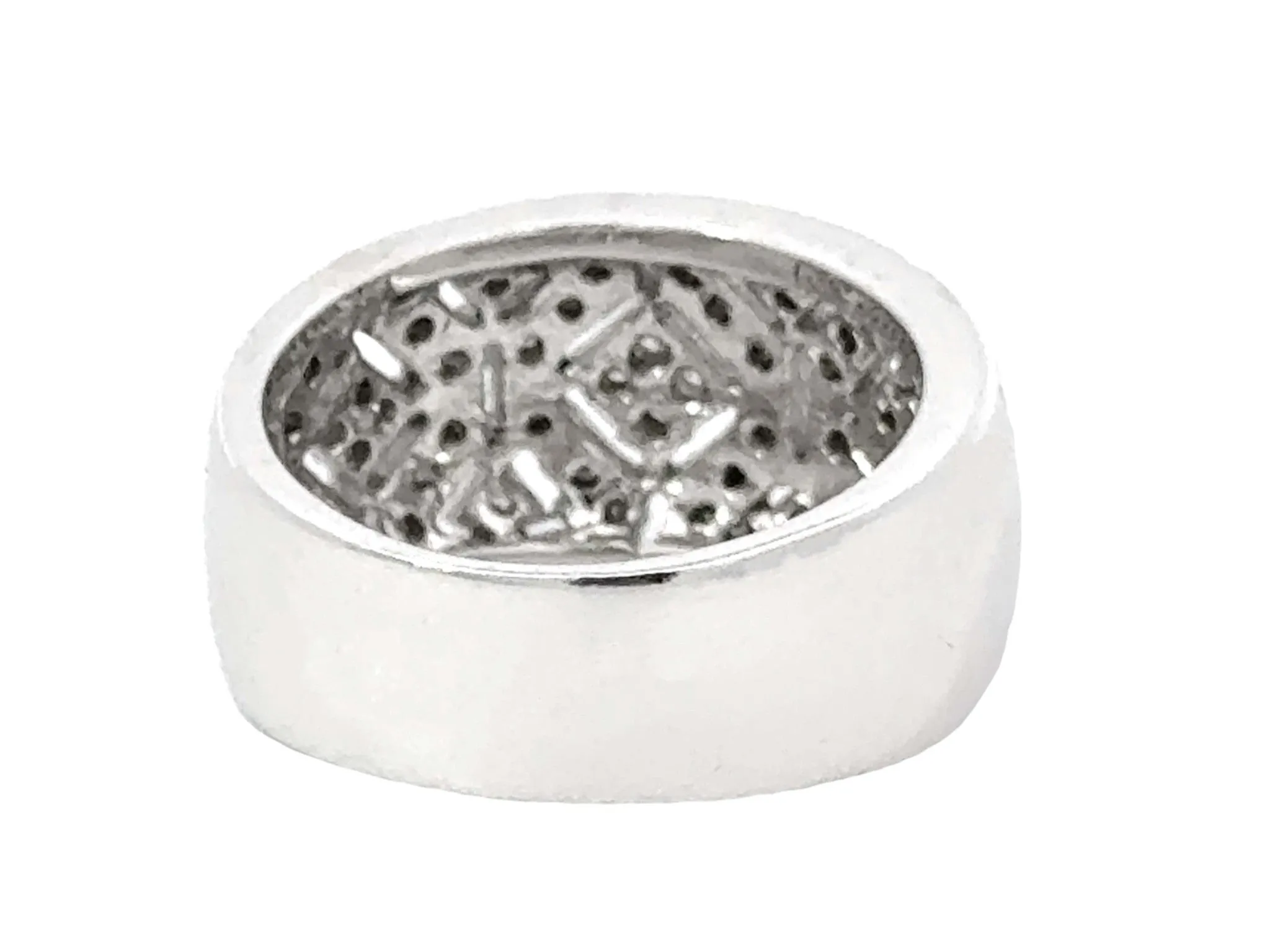 14k White Gold Concave Band Diamond Ring