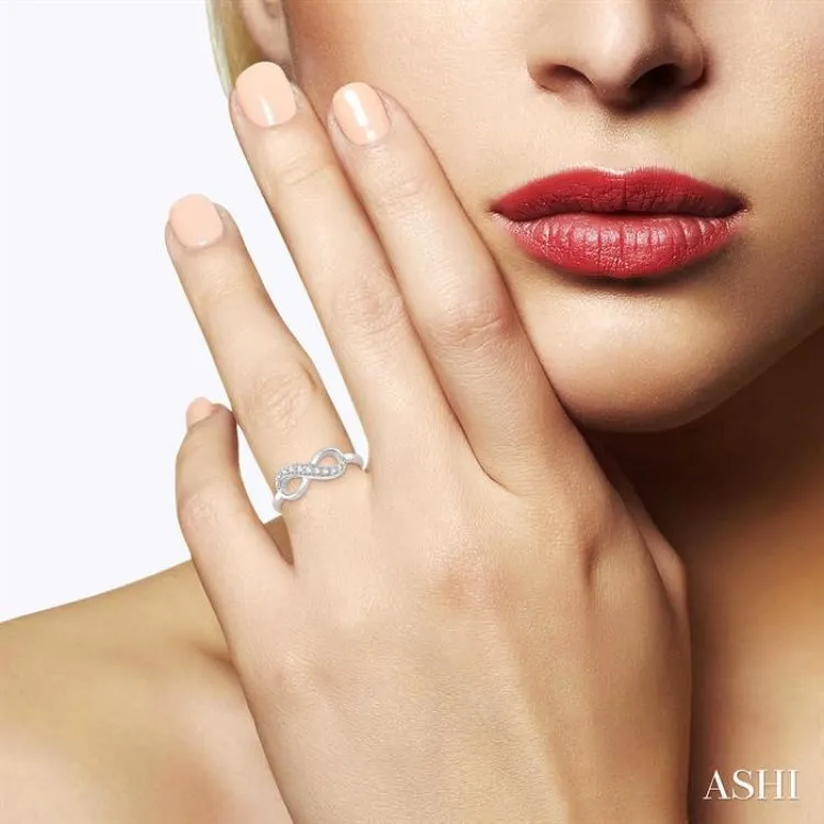 1/6 ctw Round Cut Diamond Infinity Petite Ring in 10K White Gold