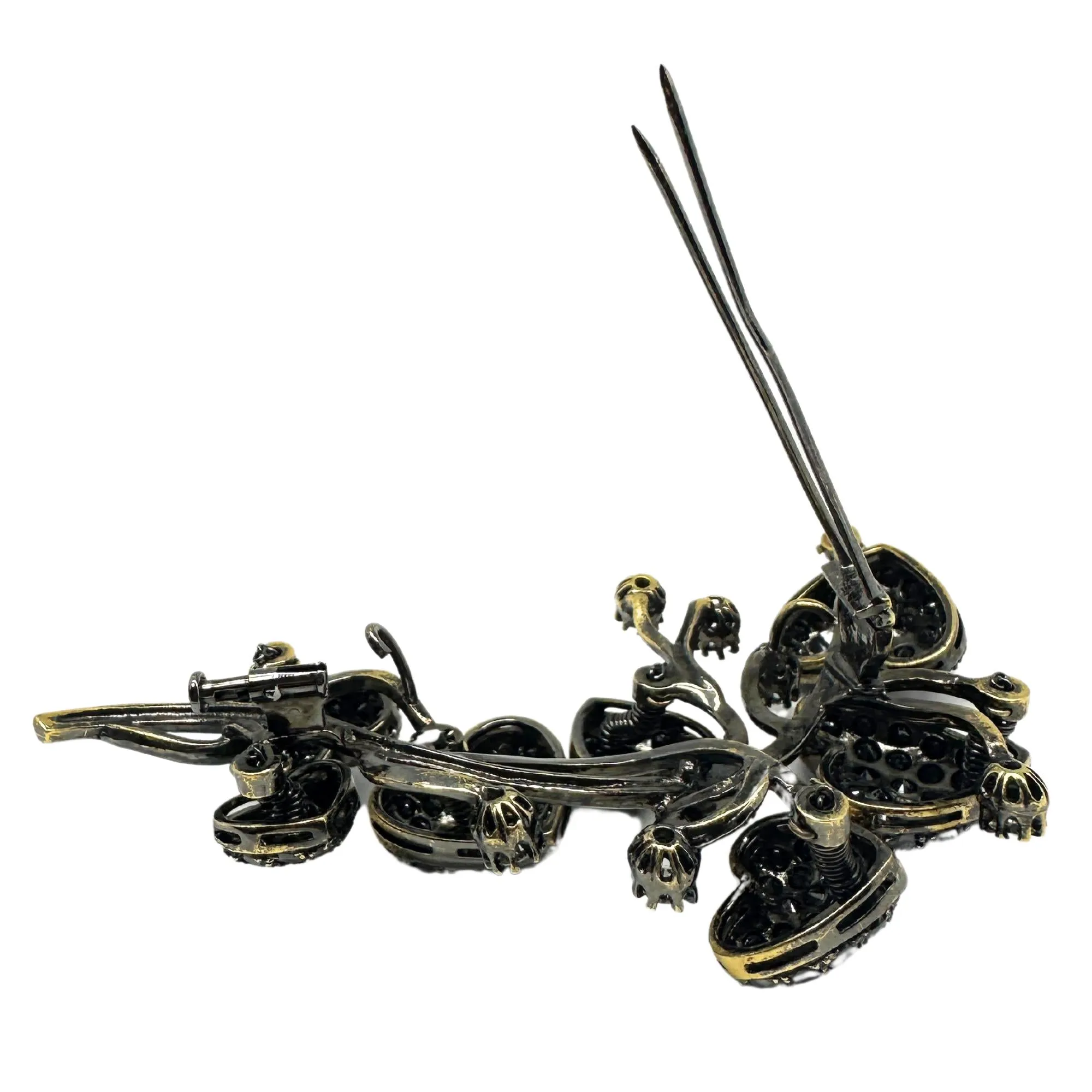 18K Black and White Diamond Heart Brooch