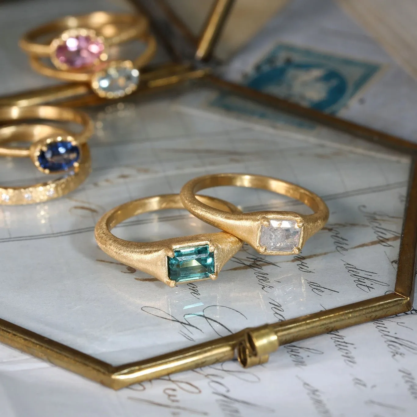 18K Gold Tapered "Zen" Ring with Icy Grey Diamond