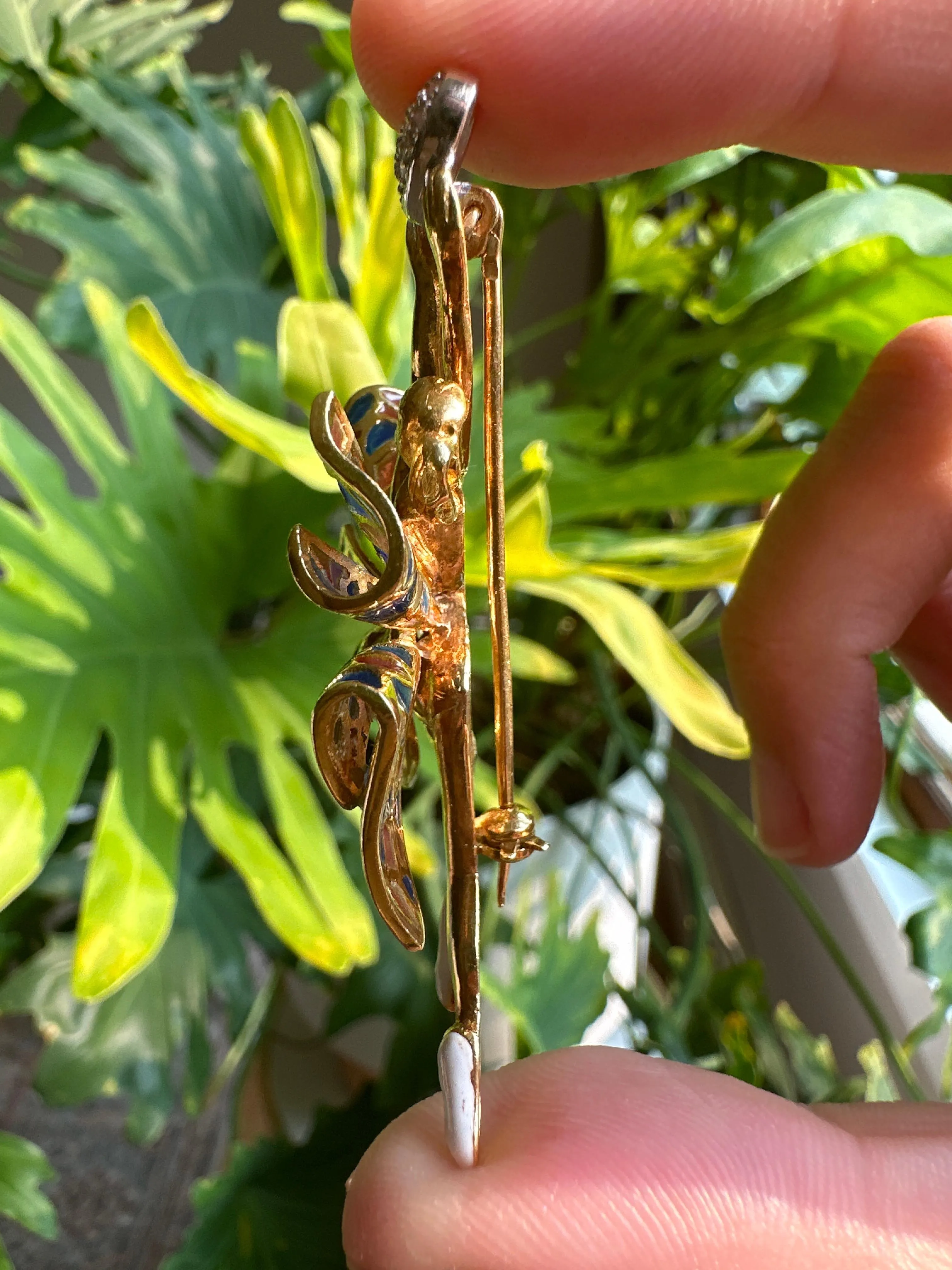 18K Yellow Gold Diamond and Enamel Ballerina Brooch