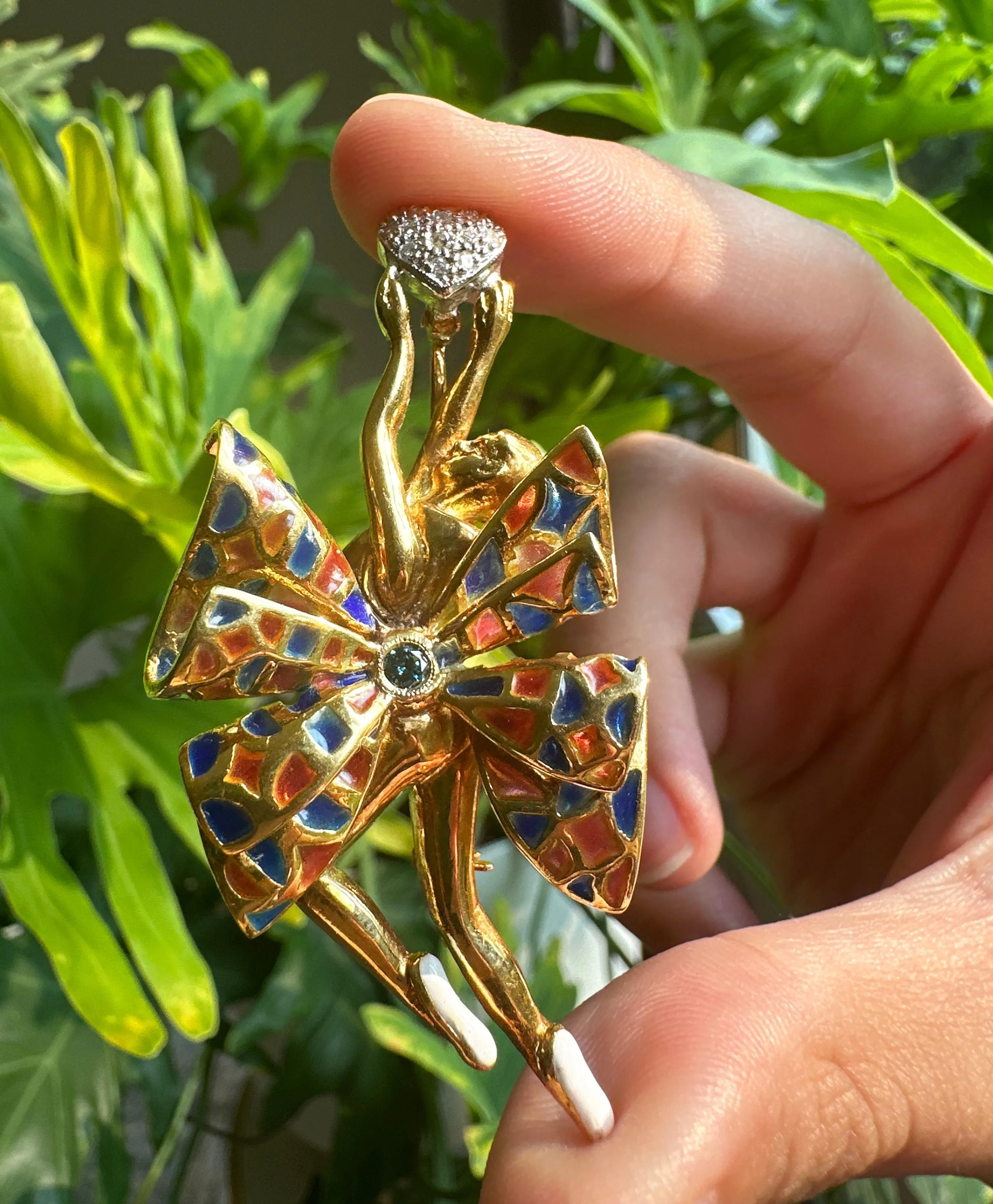 18K Yellow Gold Diamond and Enamel Ballerina Brooch