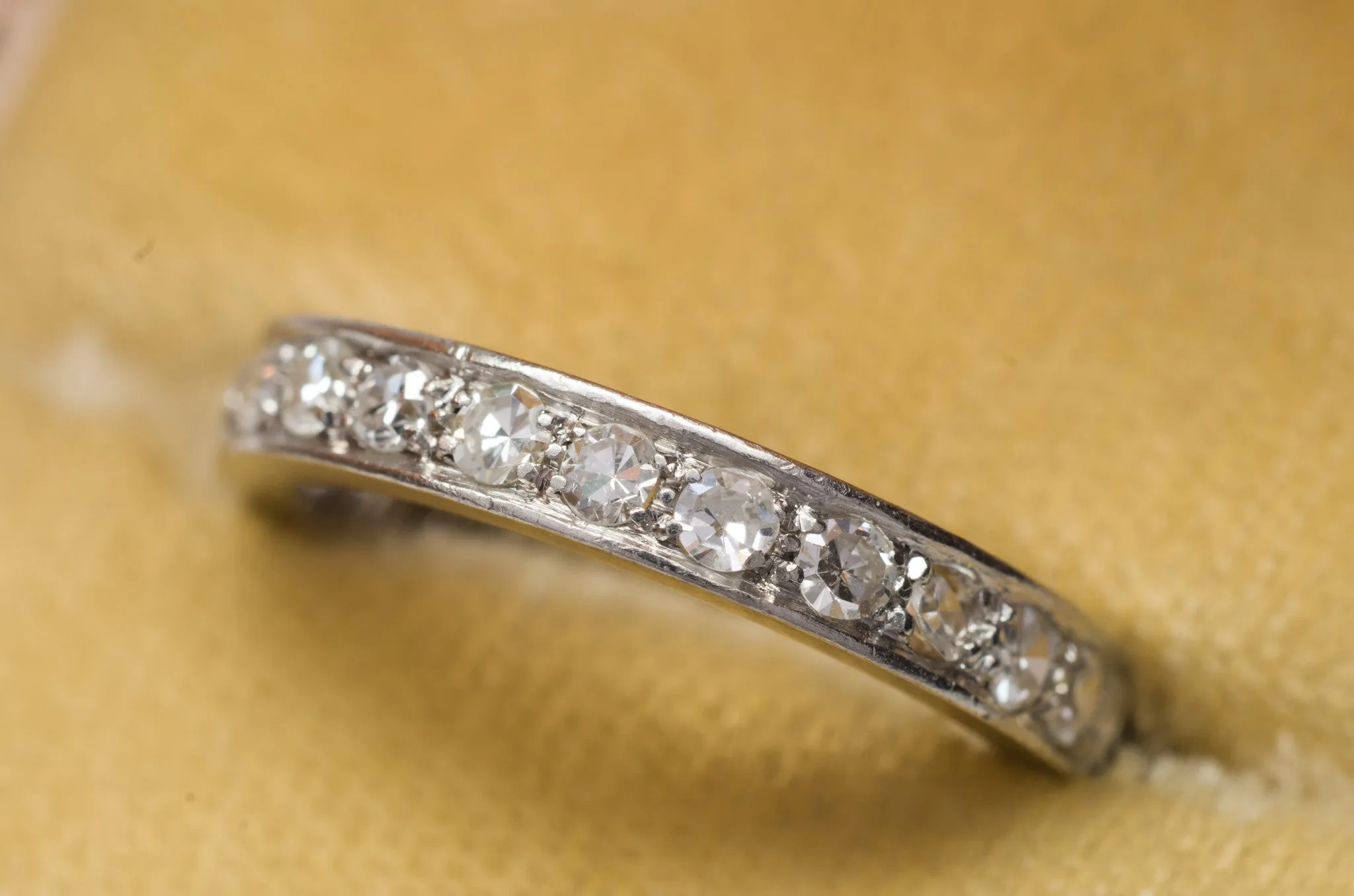 1CTW DIAMOND ETERNITY BAND IN PLATINUM
