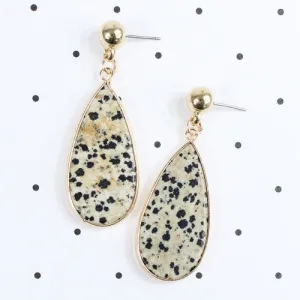 73939 - Tear Drop Crystal Stud Earrings - Black
