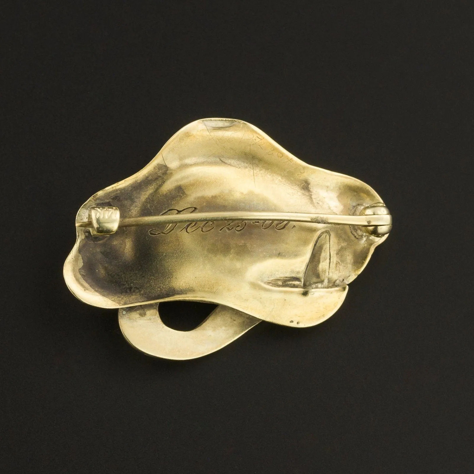 Art Nouveau Diamond and Enamel Brooch of 14k Gold