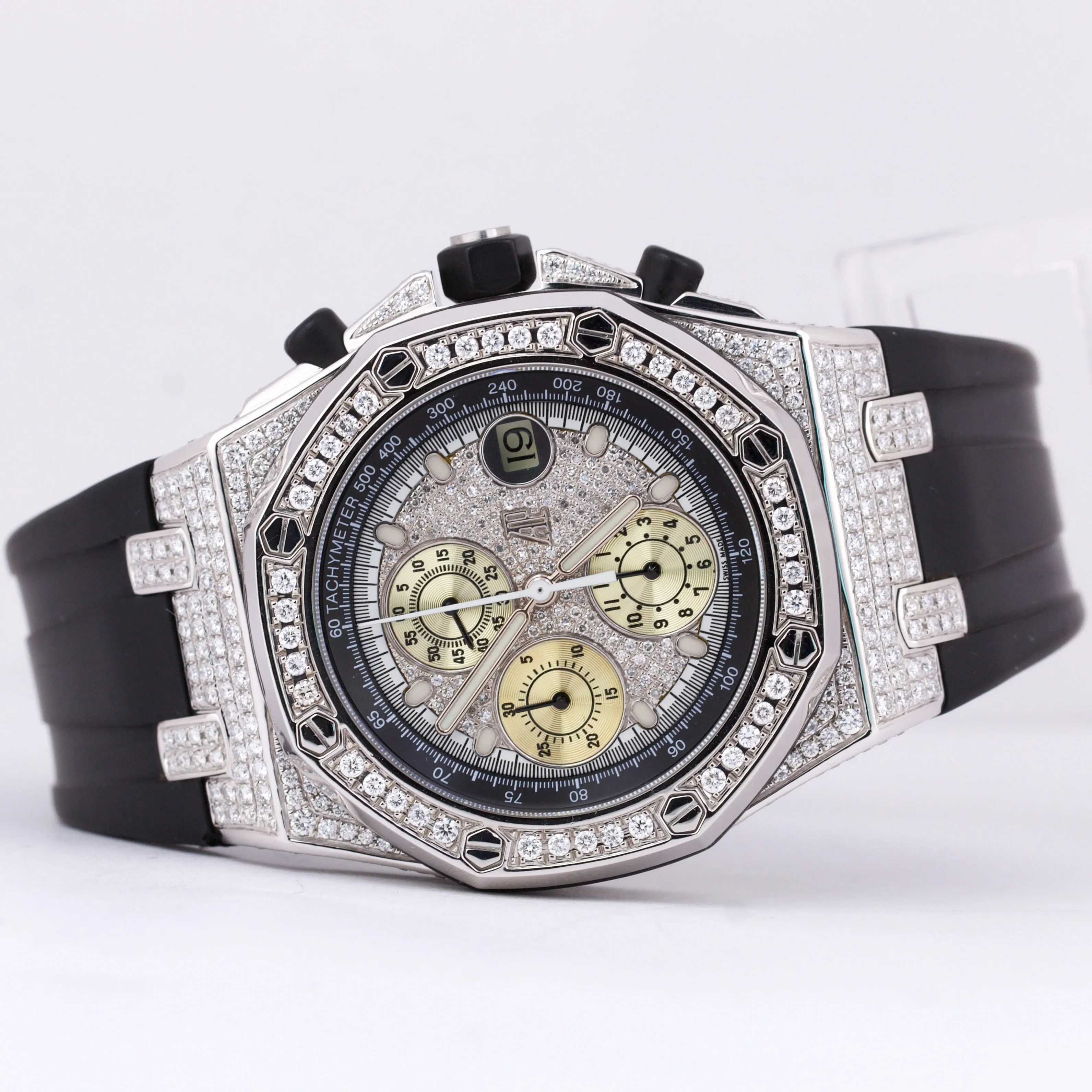 Audemars Piguet Royal Oak Offshore 42mm DIAMOND PAVE Black Rubber 25940SK Watch