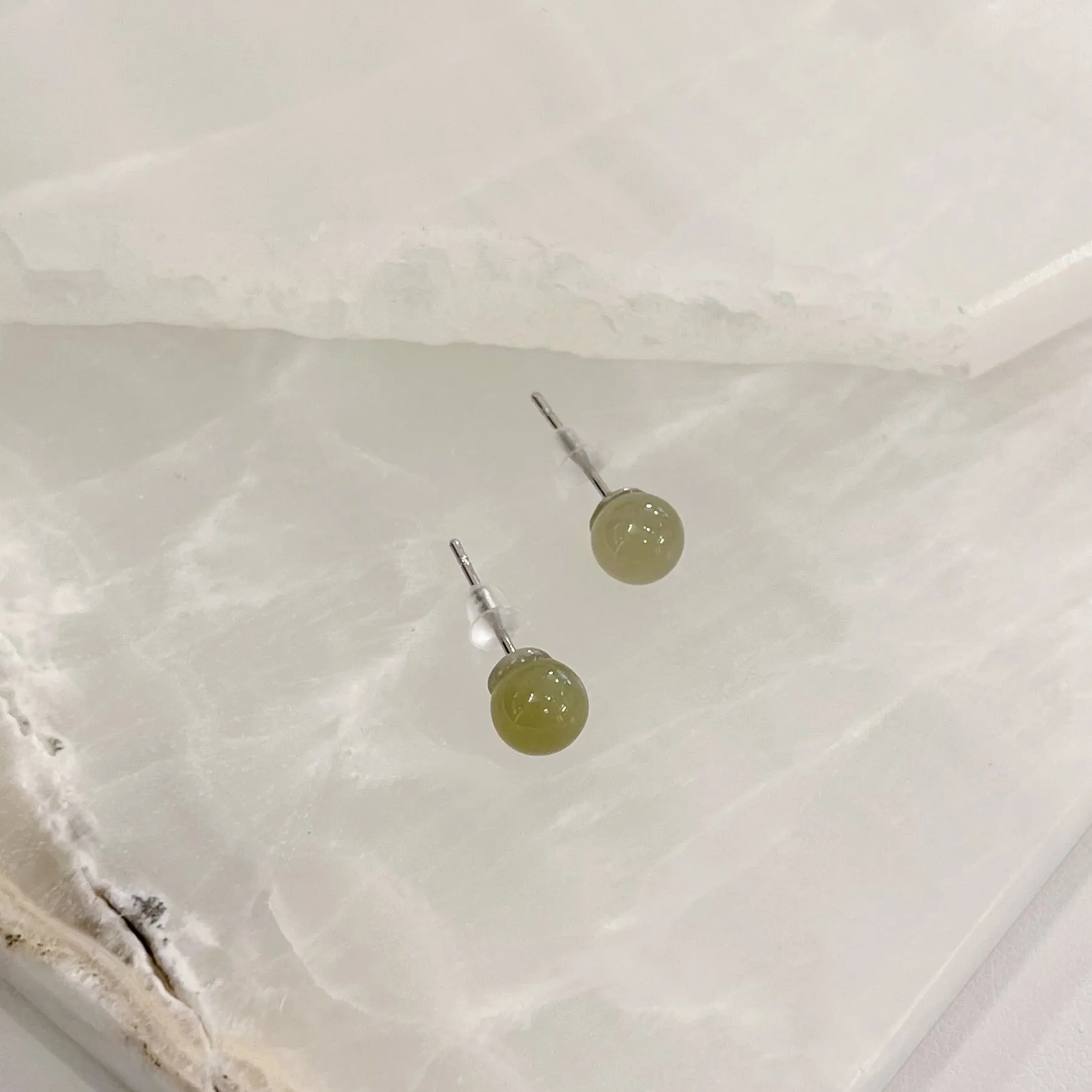 AVENTURINE STUD earrings