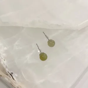 AVENTURINE STUD earrings