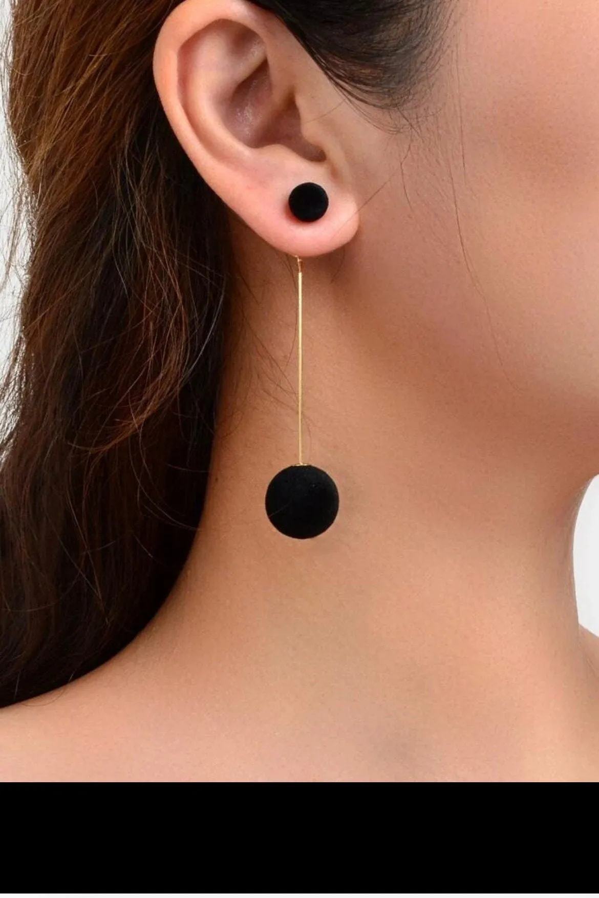 Black ball earrings , black lightweight jacket earrings , chunky black earrings , big black link  , black gold statement earrings