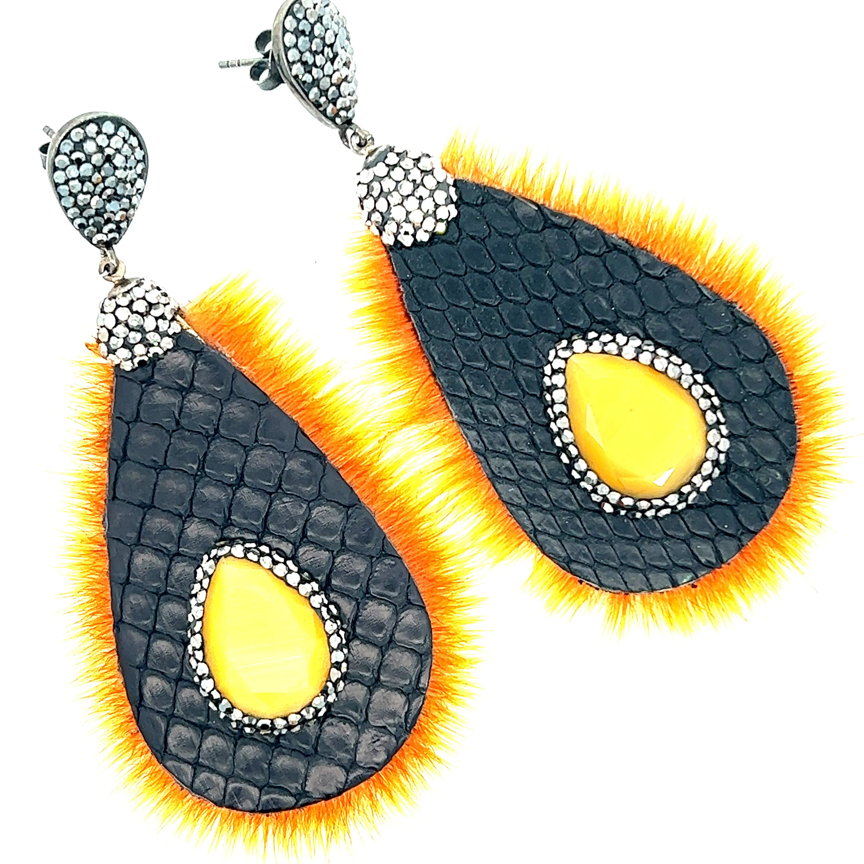 Black Queen Of The Jungle Party Earring