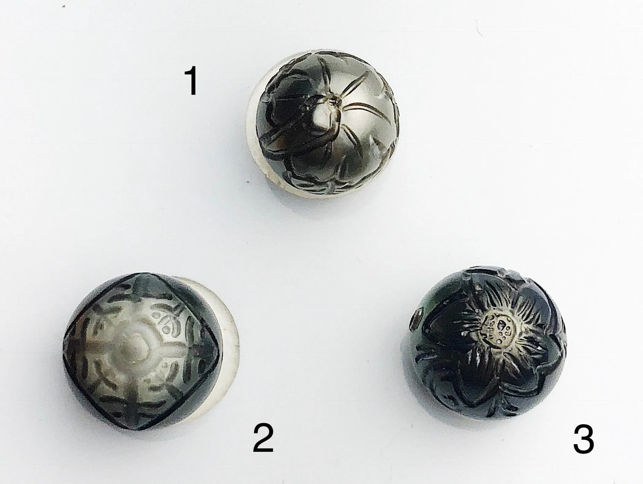 Carved Tattoo Tahitian Pearl 12-13mm (379)