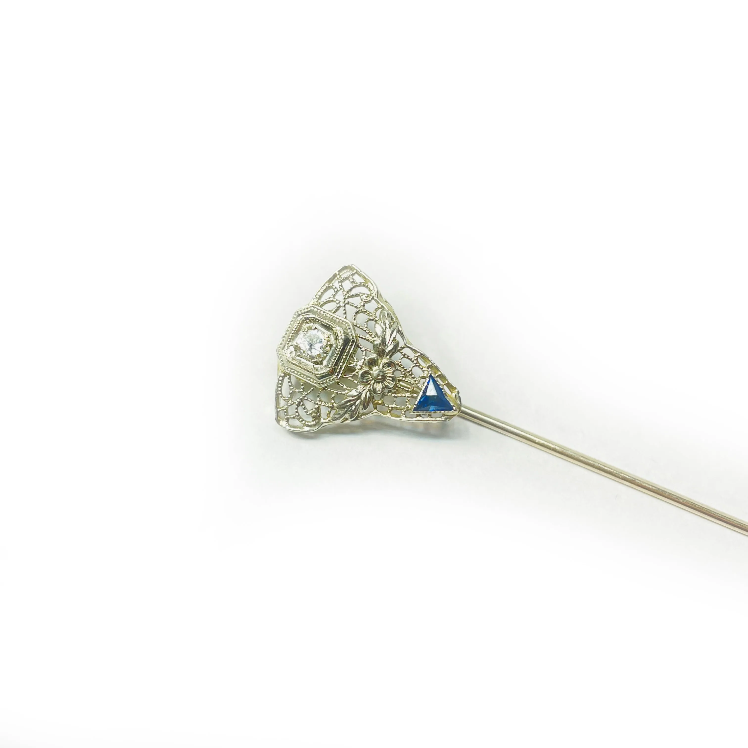 Charming 14K White Gold Filigree Stick Pin