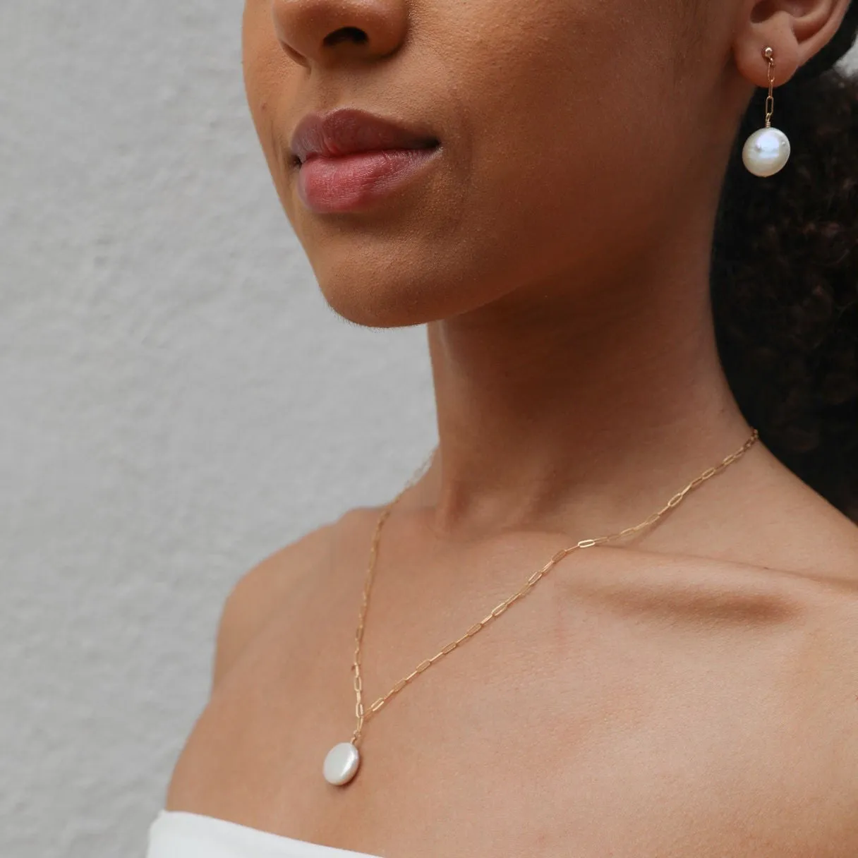 coin pearl necklace