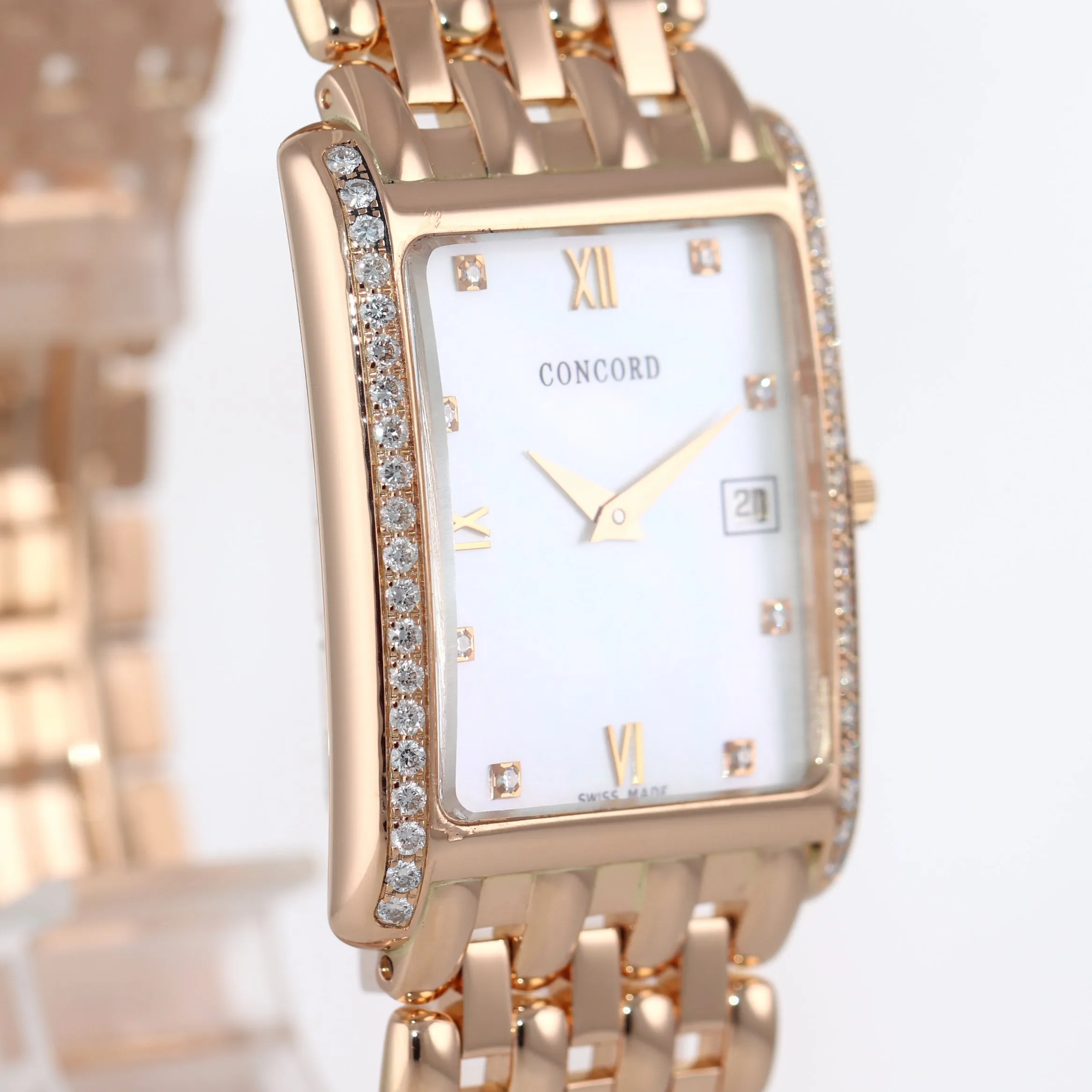 Concord Veneto 18k Rose Gold Diamond 52-46-1441 MOP Quartz 25mm Watch Box Papers