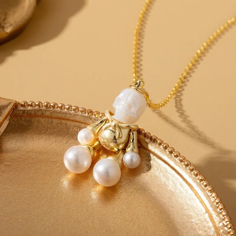 Doll Pearl Skull Necklace