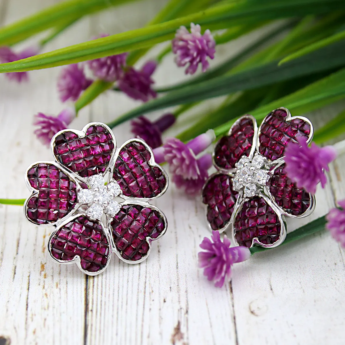 Flower Simulant Ruby Invisible Set Statement Earrings