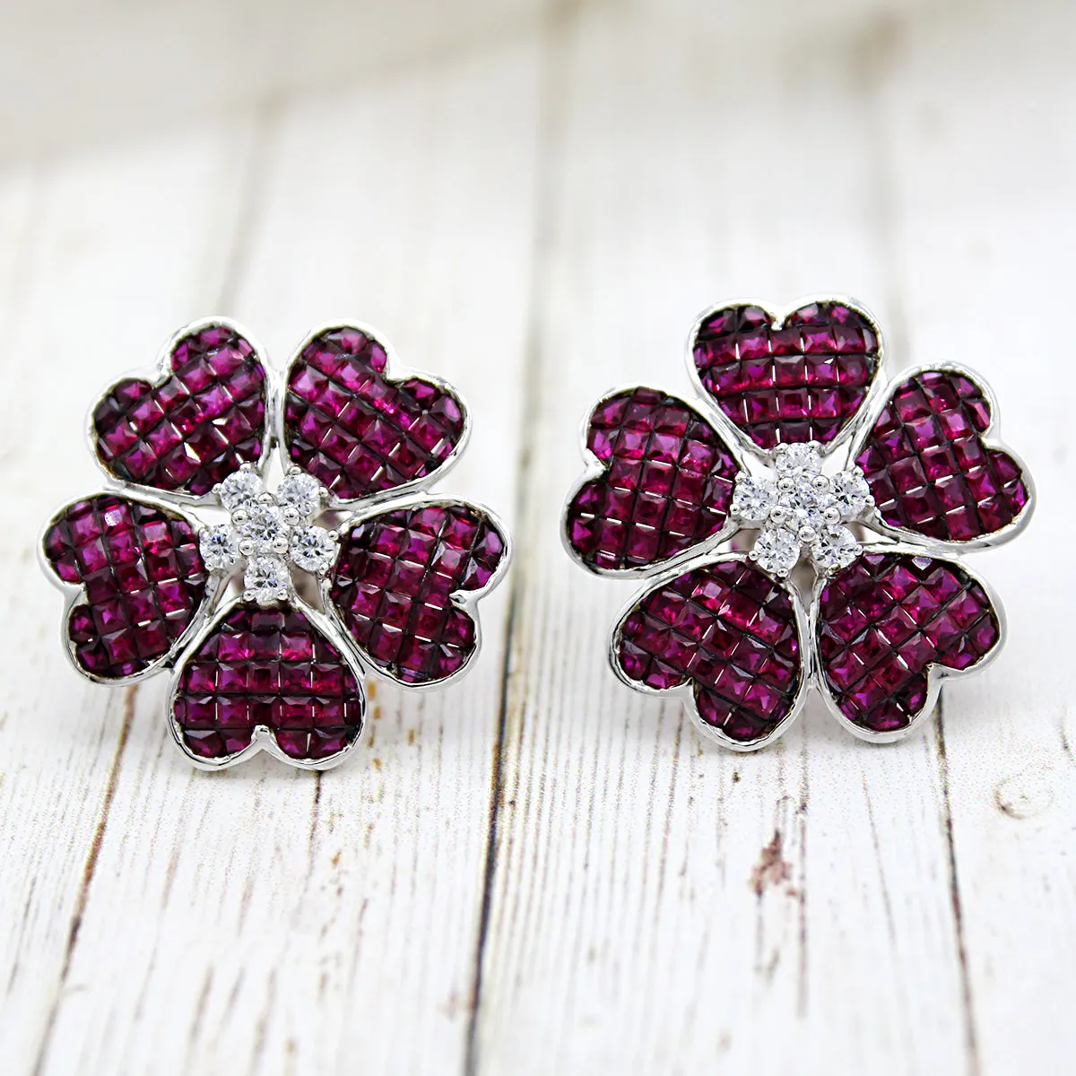 Flower Simulant Ruby Invisible Set Statement Earrings