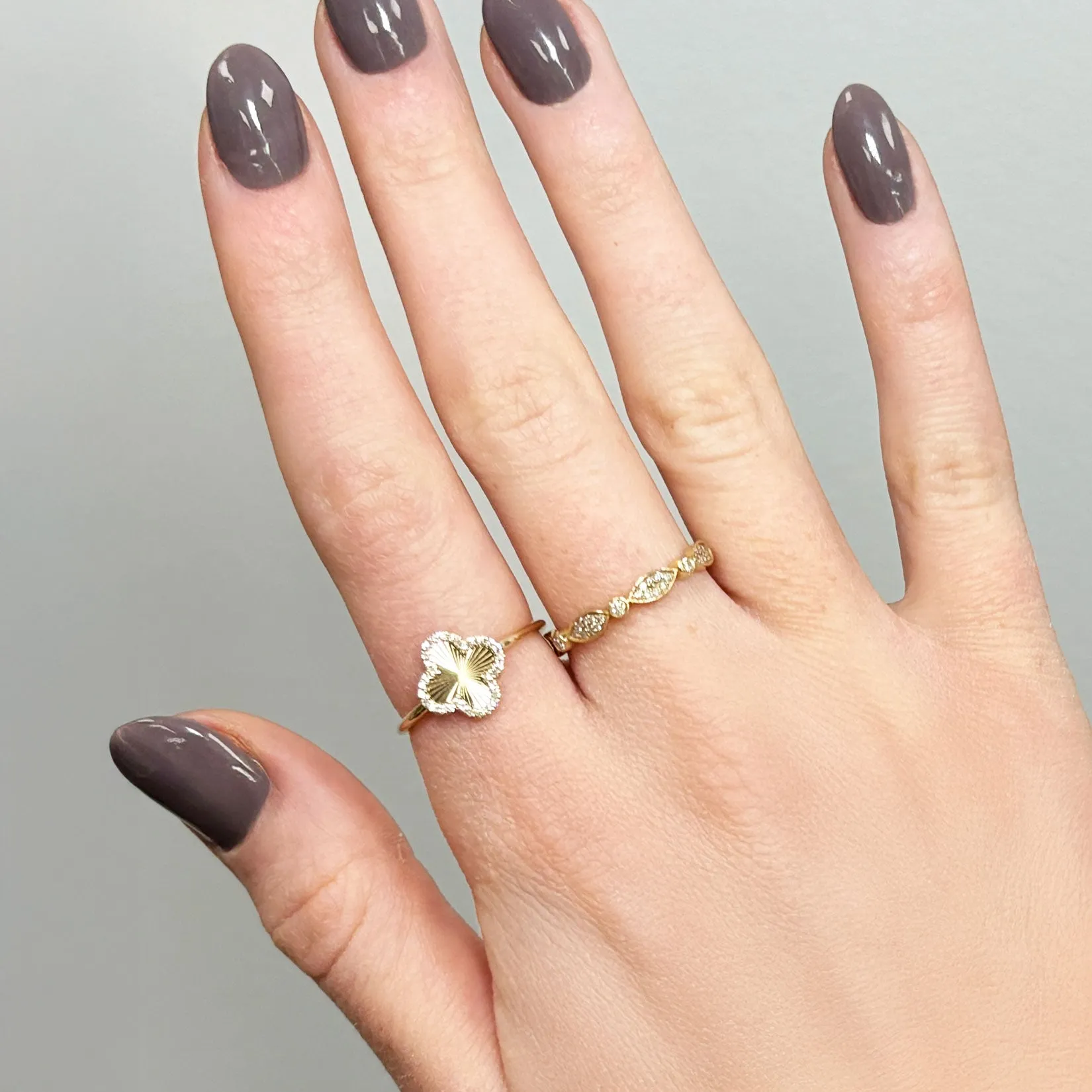 Fluted Gold Diamond Clover Ring