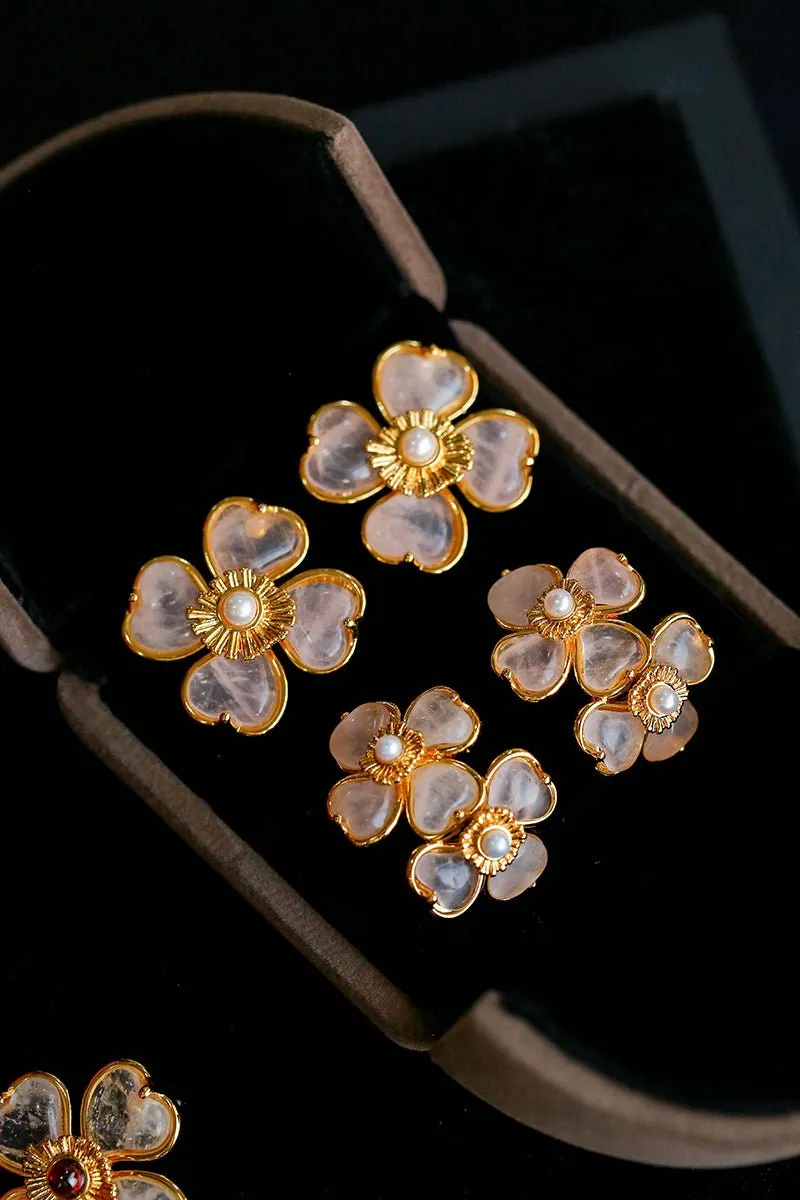 Four-leaf Clover Rose Quartz Single Flower Stud Earrings
