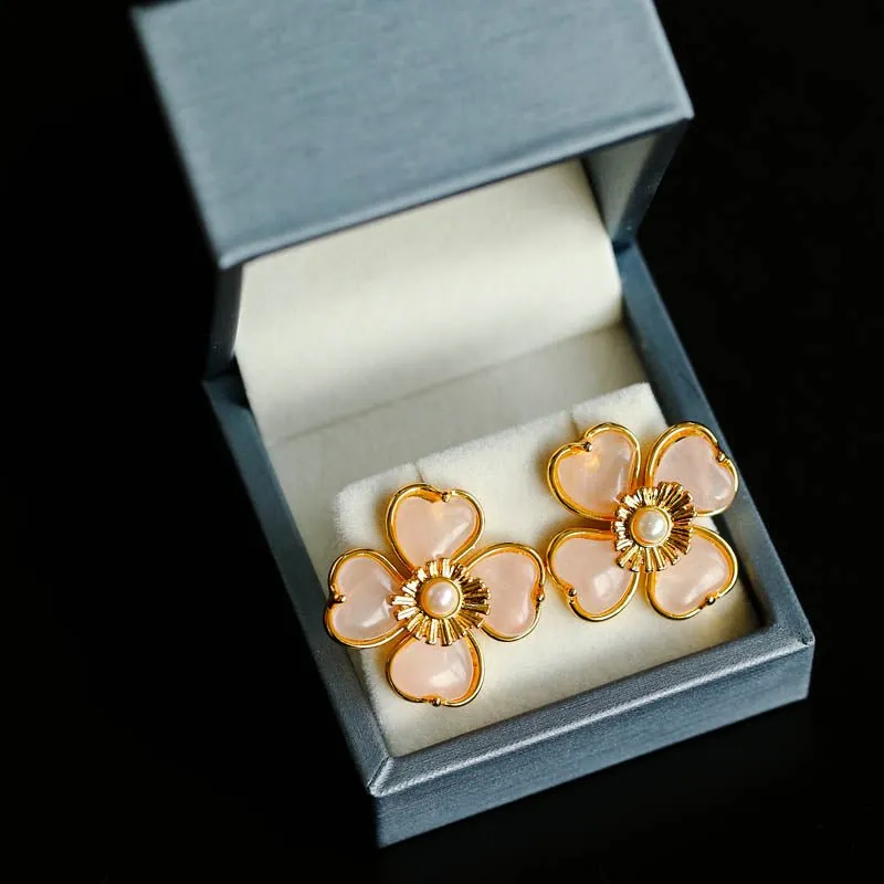 Four-leaf Clover Rose Quartz Single Flower Stud Earrings
