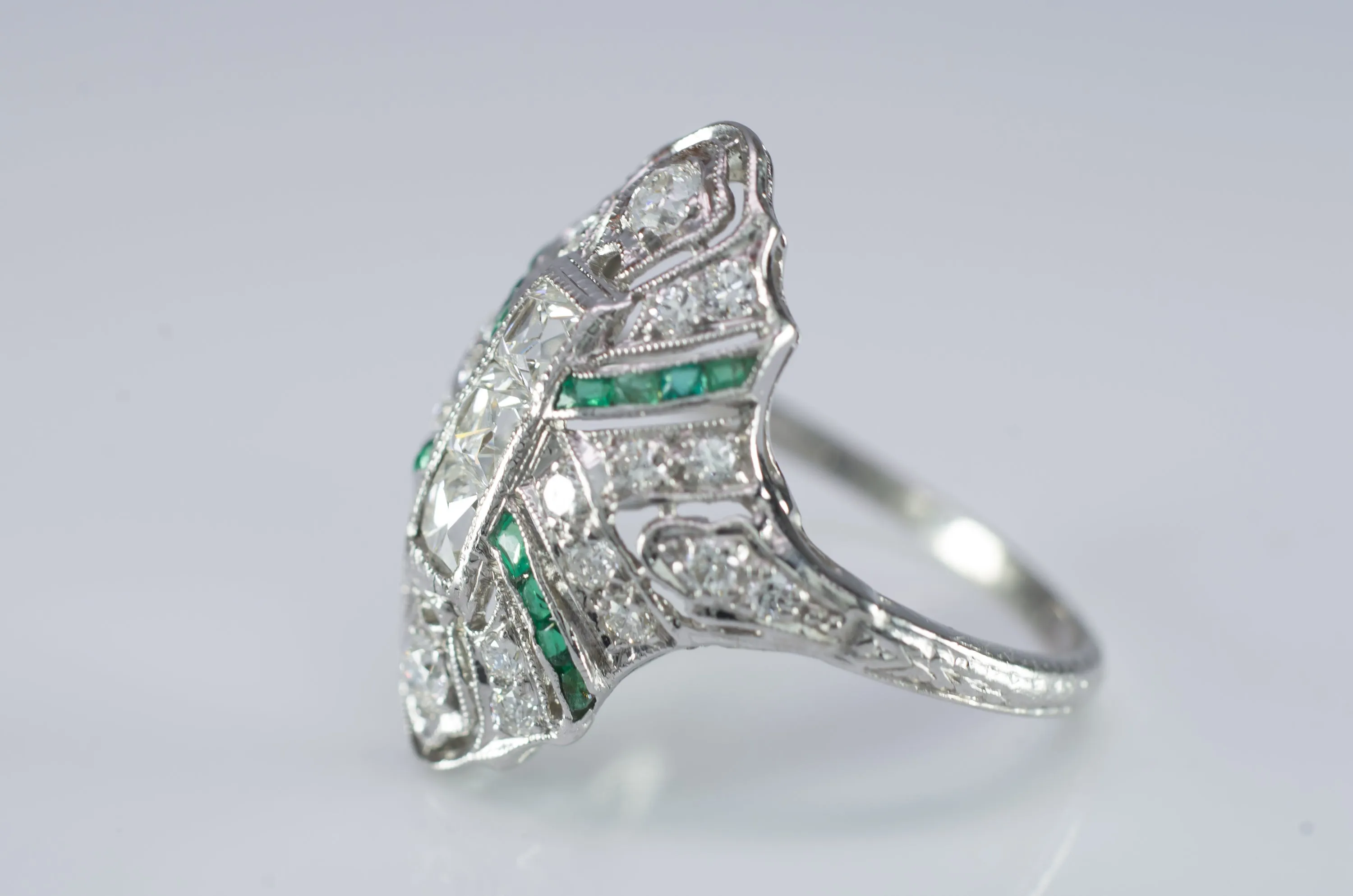 FRENCH CUT DIAMOND RING IN PLATINUM