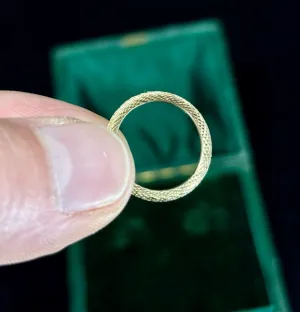 Georgian 15ct Diamond Cut Split 'Ring' Pendant