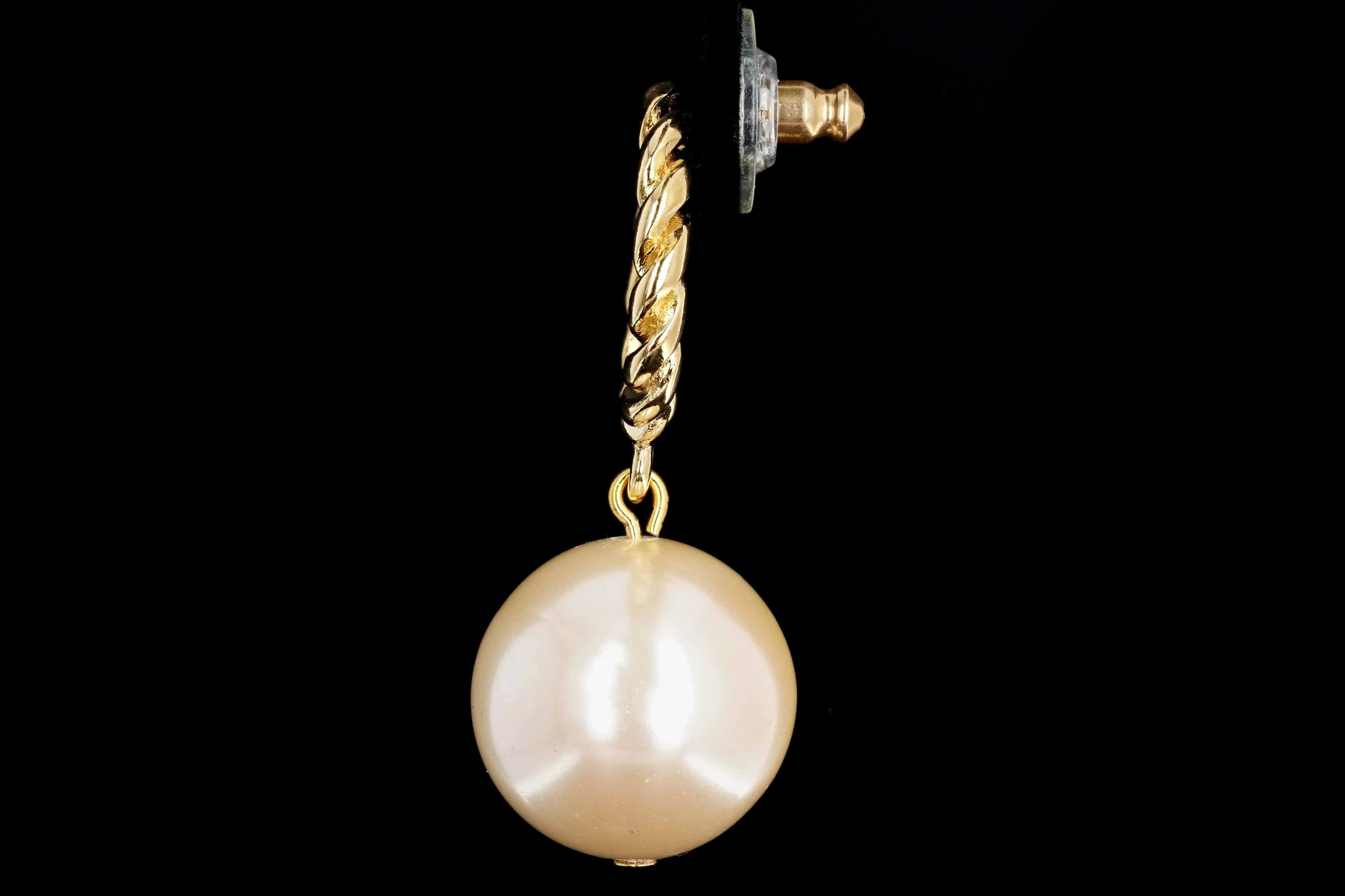 Givenchy Statement Pearl Earrings