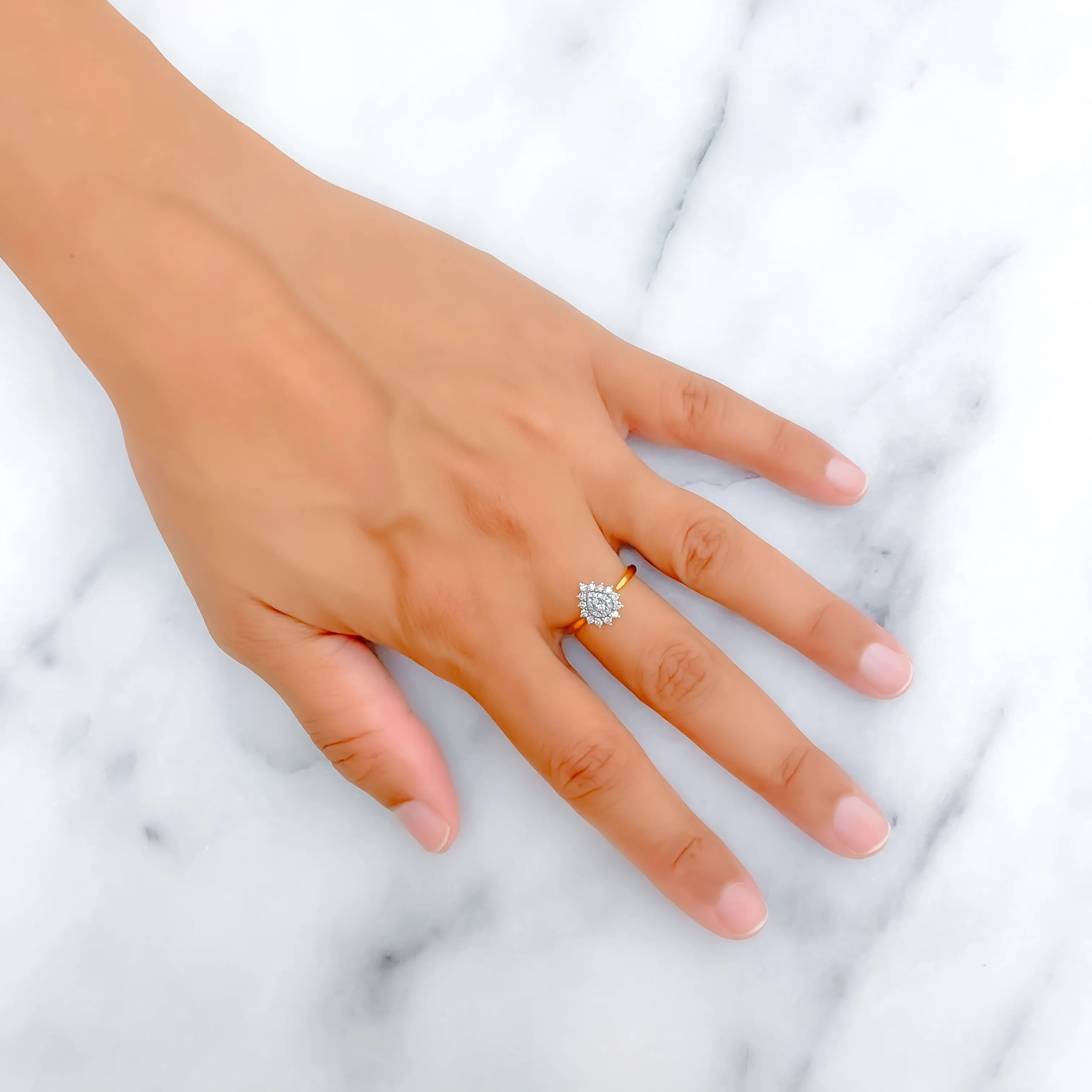 Glossy Pear Drop 18K Gold   Diamond Ring