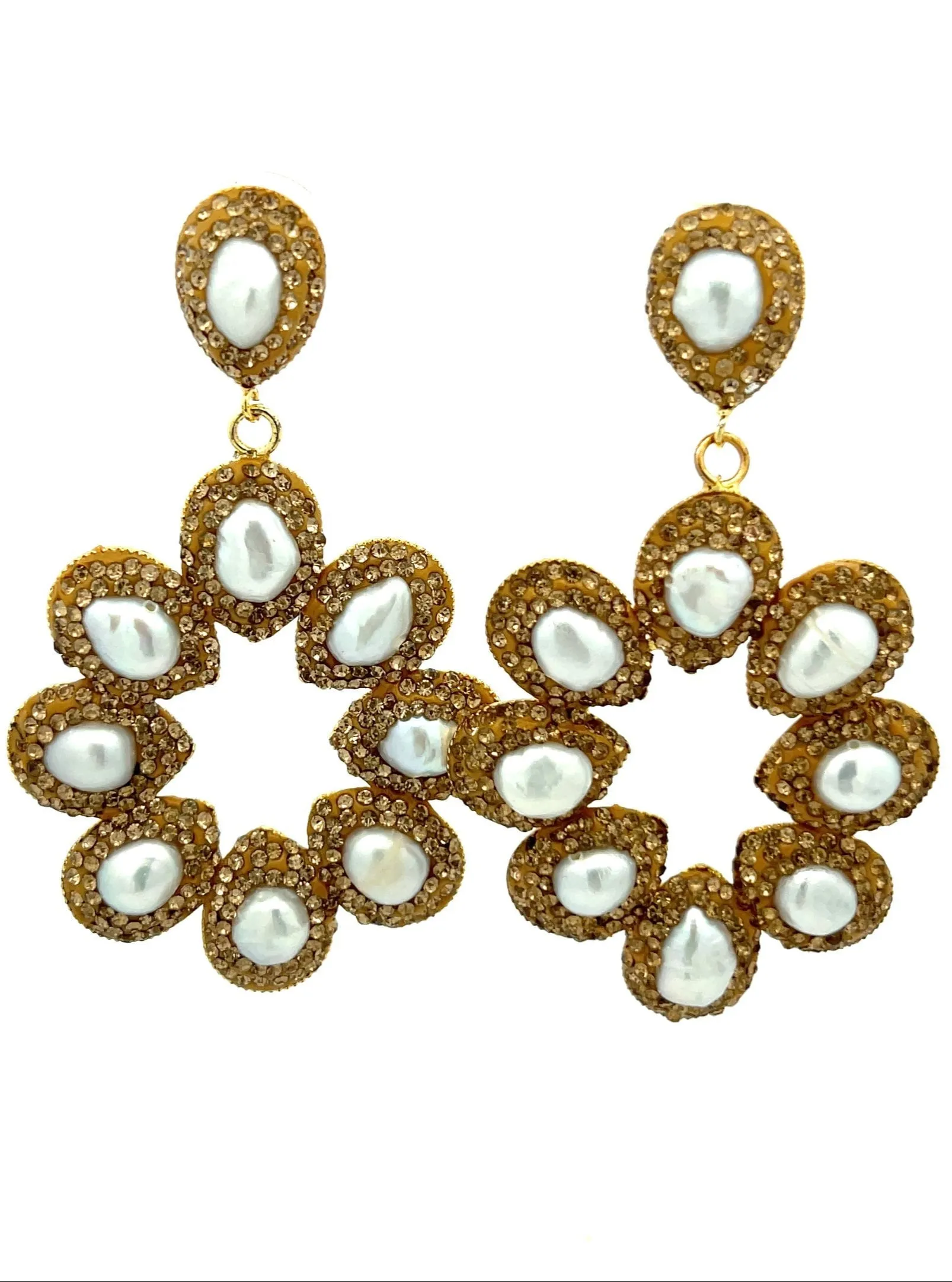 Gold & Pearl Gilded Petal Blooms Earring