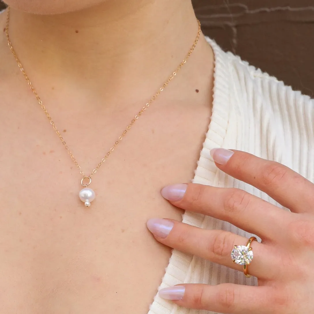 graduated pearl pendant necklace