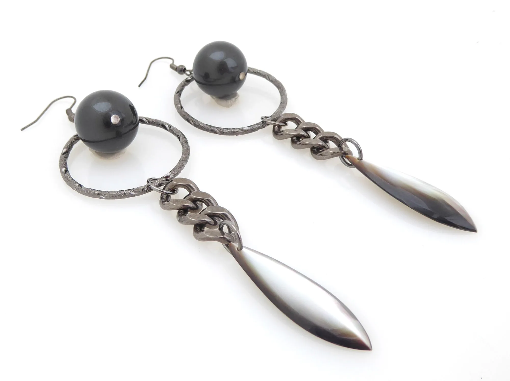 Gunmetal pearl earrings