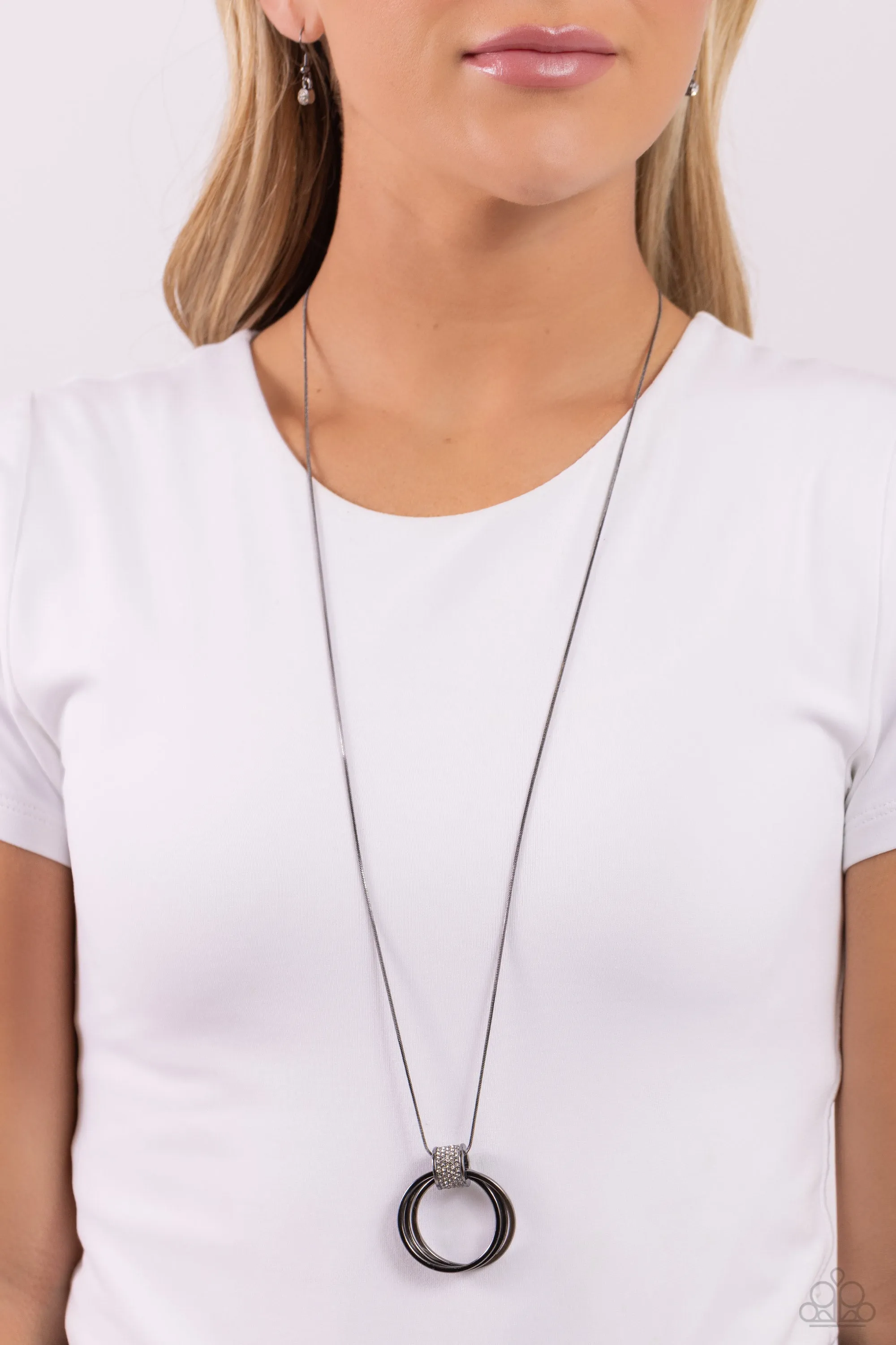 In the Swing of RINGS - Black Necklace