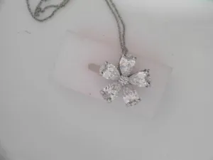 LAB GROWN DIAMOND NECKLACES