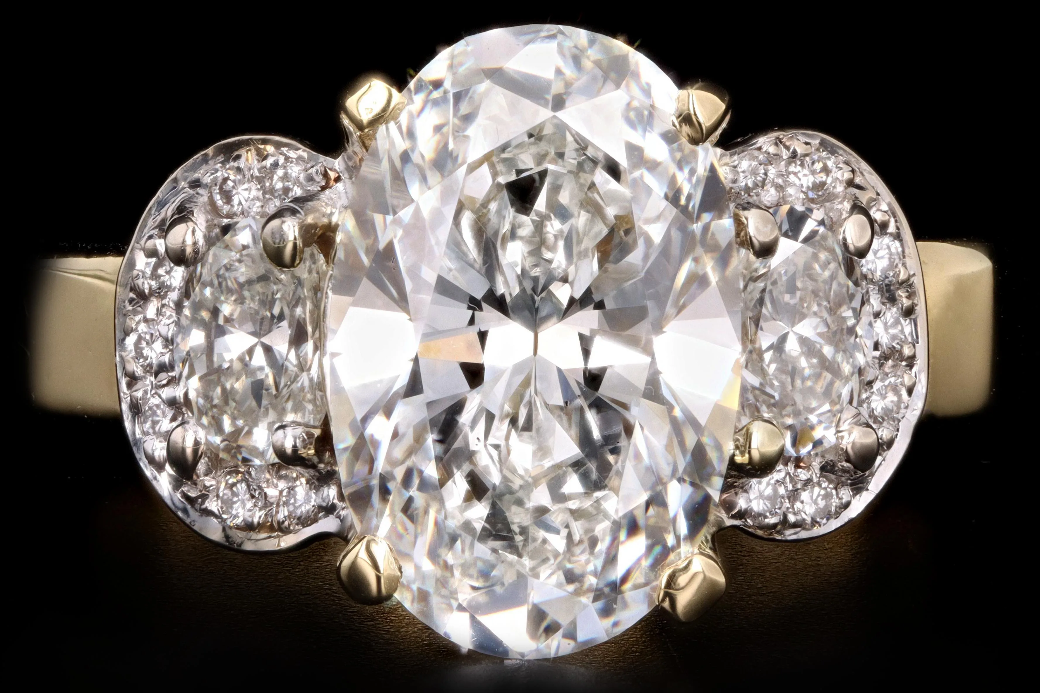 Modern Gregg Ruth 3.27 Carat Oval Diamond Engagement Ring GIA Certified