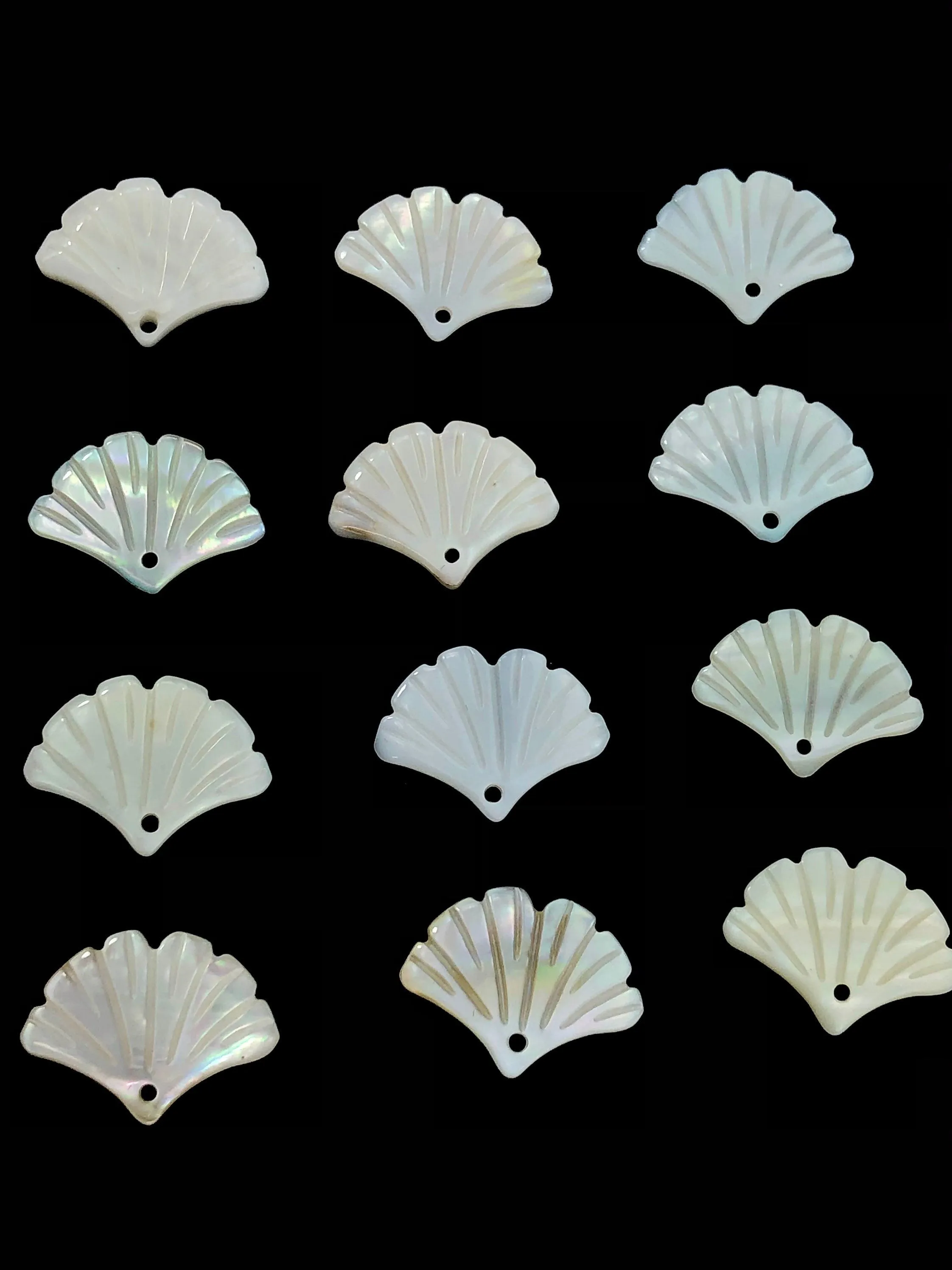 Mother Of Pearl Fan Sku#M272