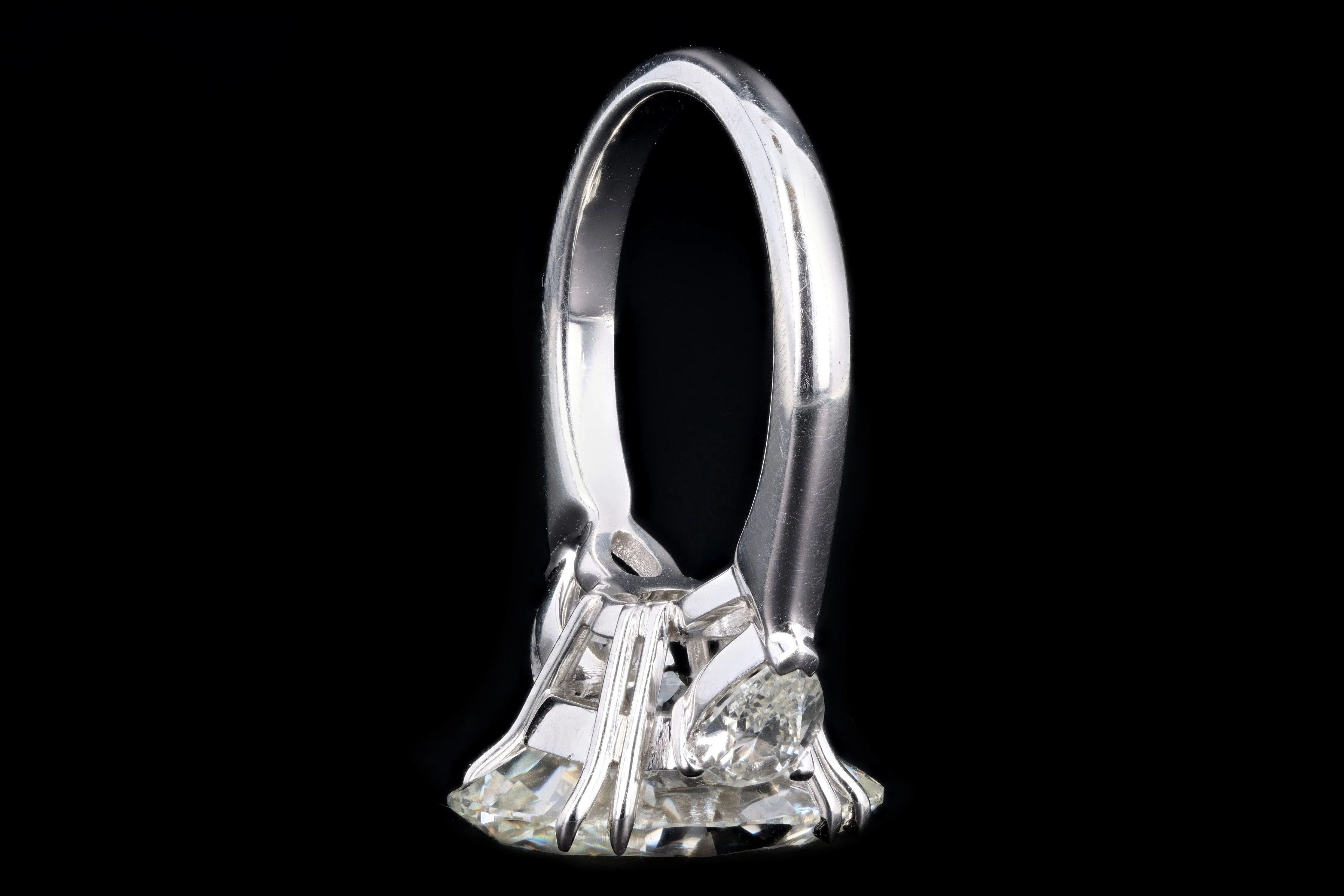 New Platinum 5.46 Carat Oval Cut Diamond Engagement Ring GIA Certified
