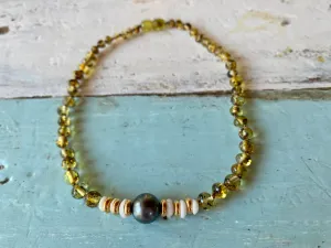 NOVA AMBER TEETHING NECKLACE
