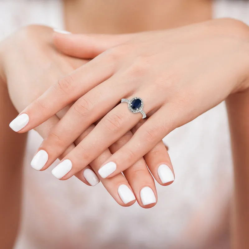OVAL SAPPHIRE & DIAMOND ENGAGEMENT RING 14K GOLD (2.02 CTW)