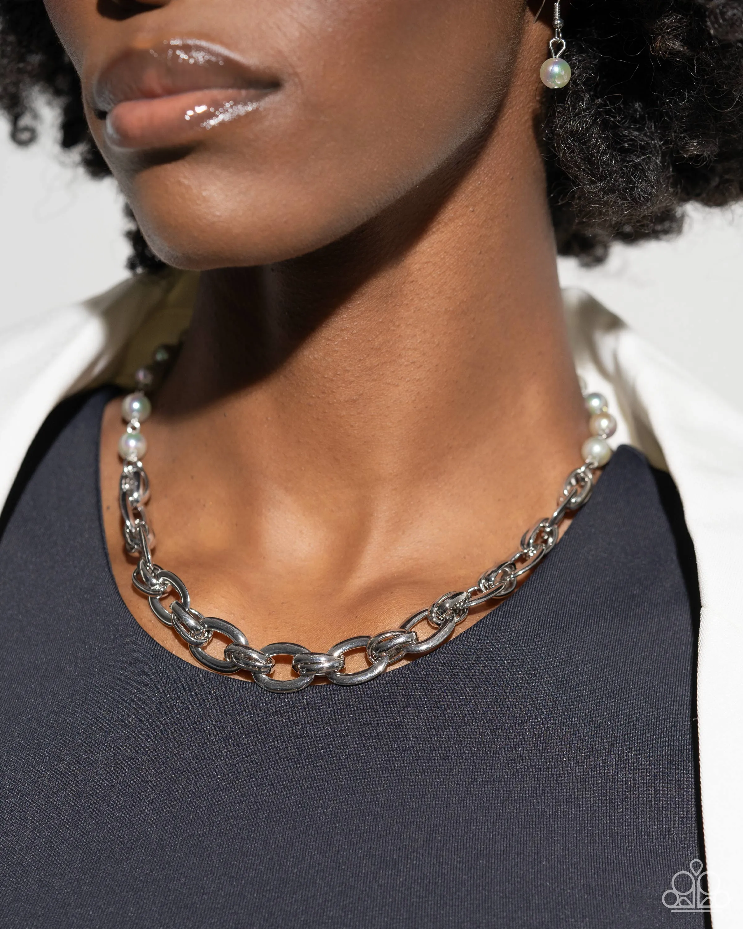Paparazzi - Dual Daydream - Silver Necklace