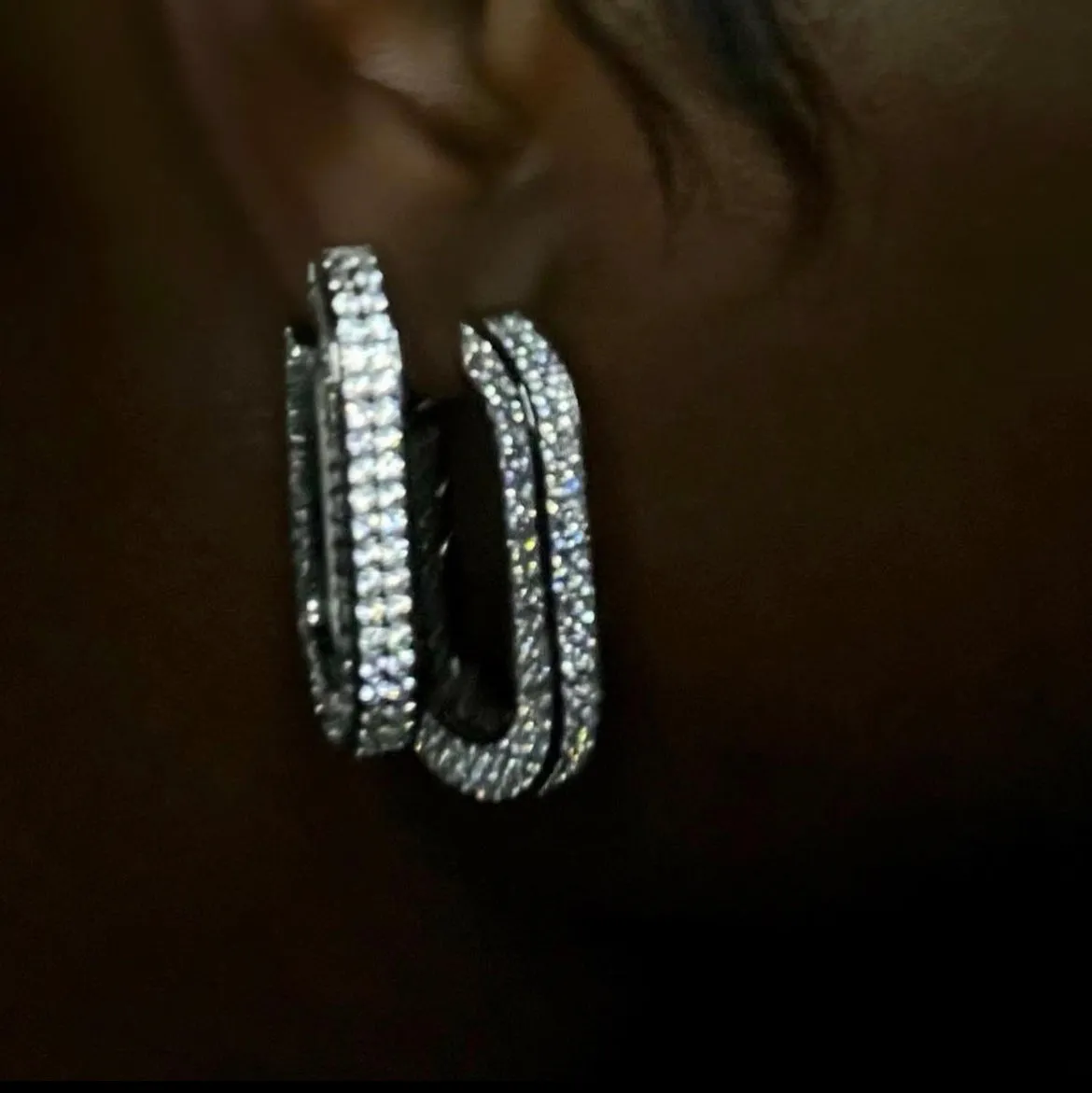 PAVÉ U-LINK EARRINGS