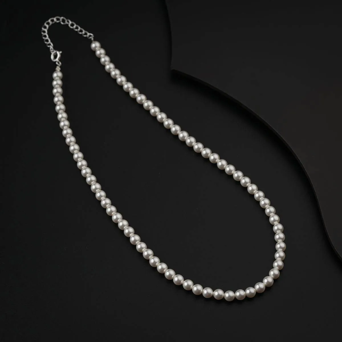 Pearl Beaded Necklace
