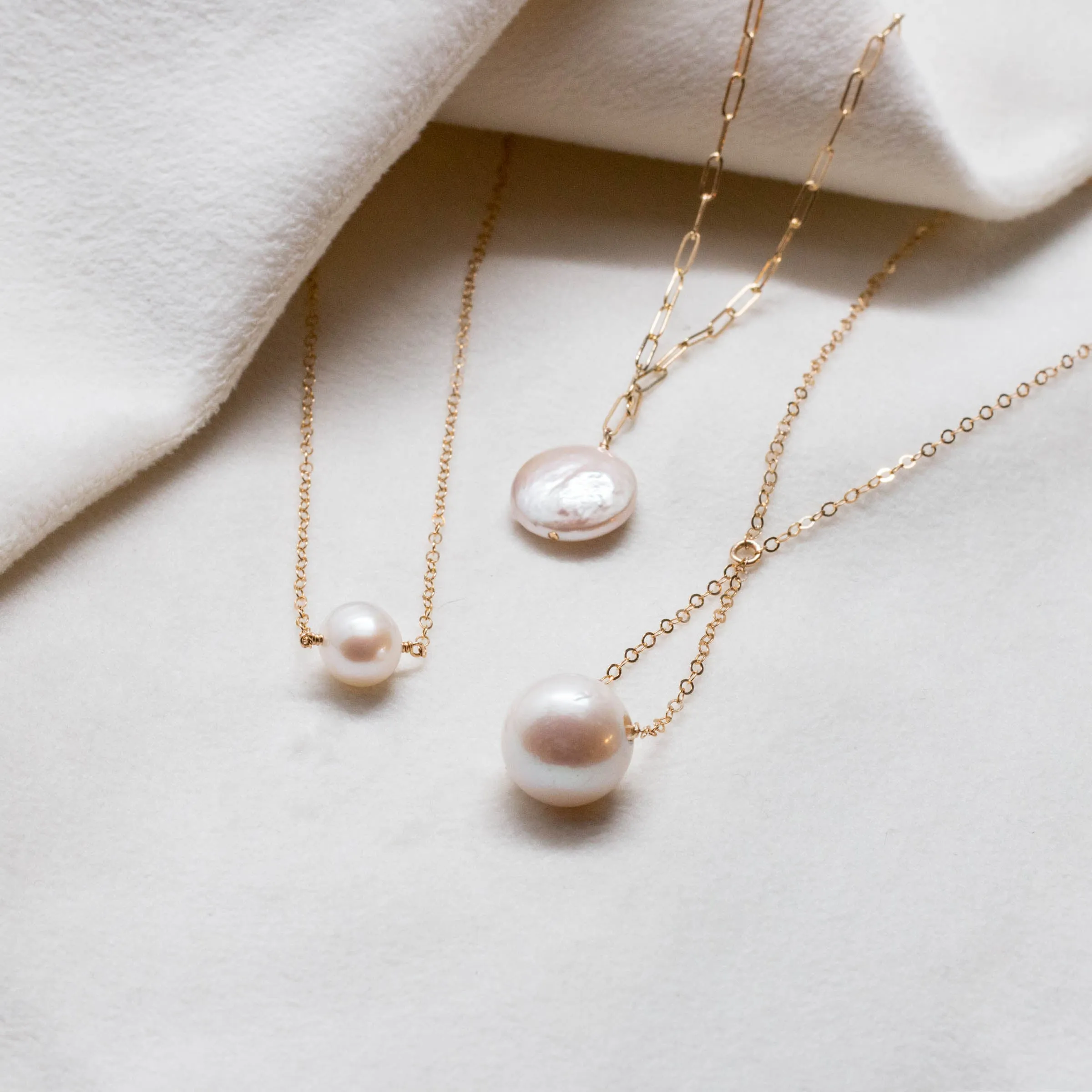 pearl trapeze necklace