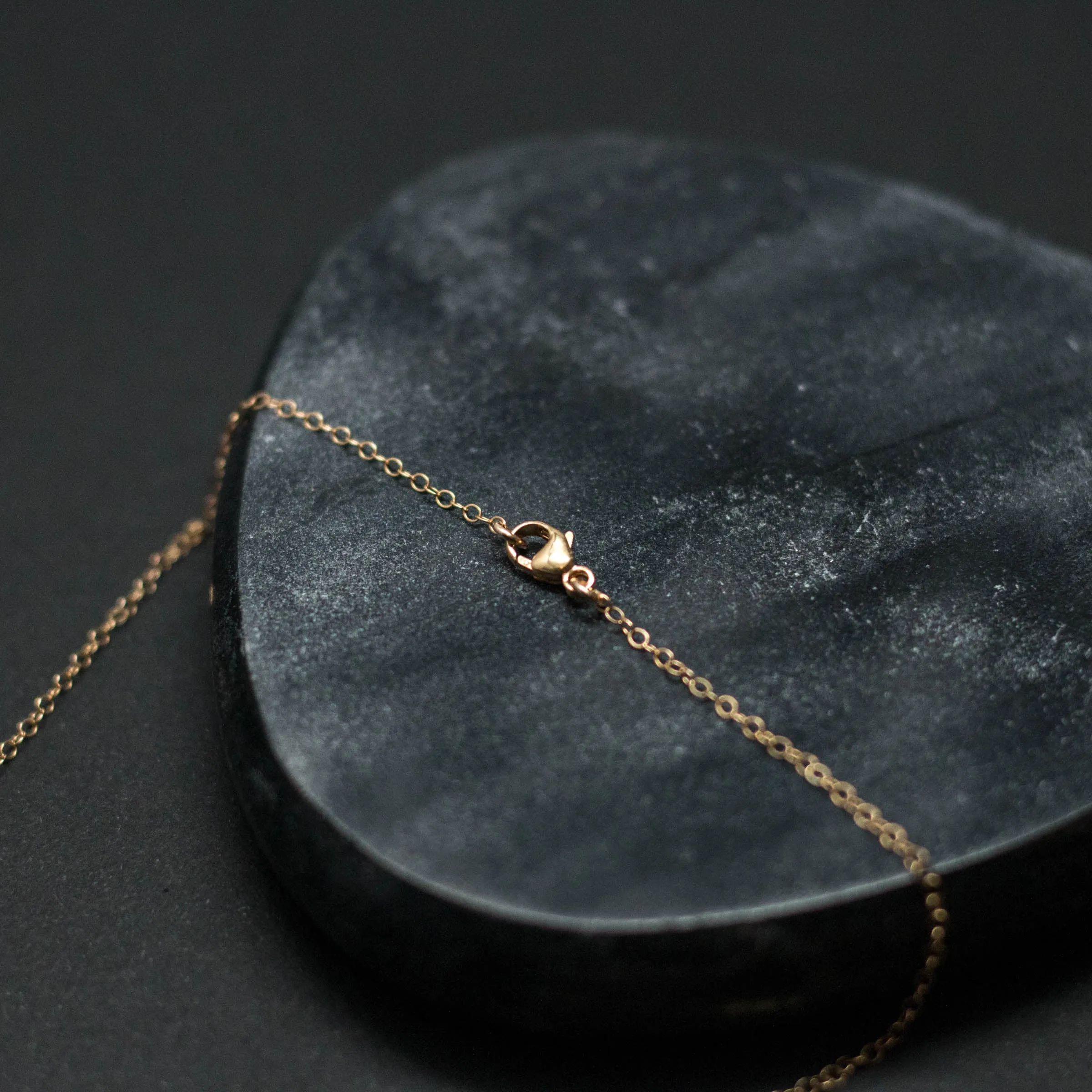pearl trapeze necklace